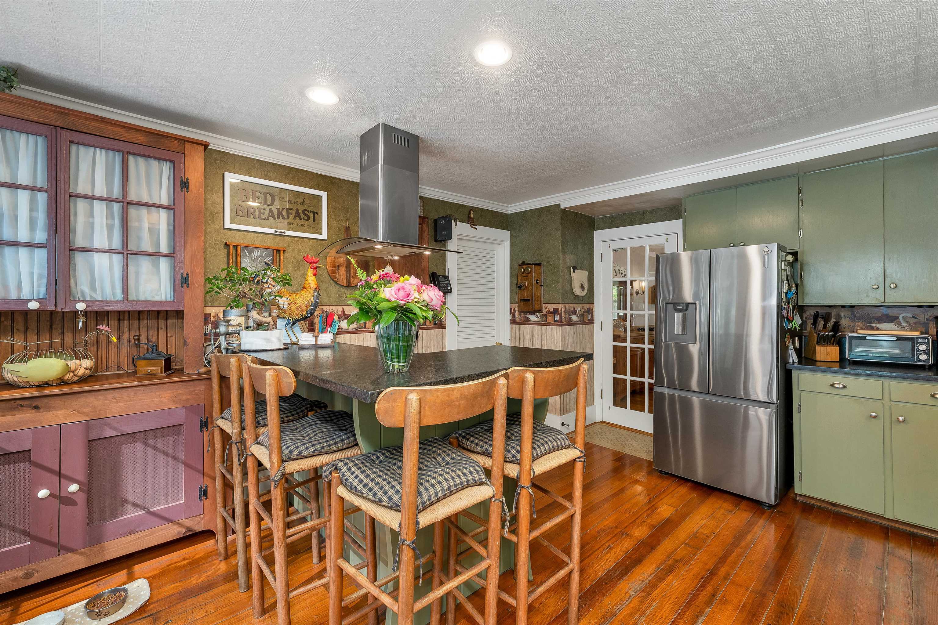 main property photo 49