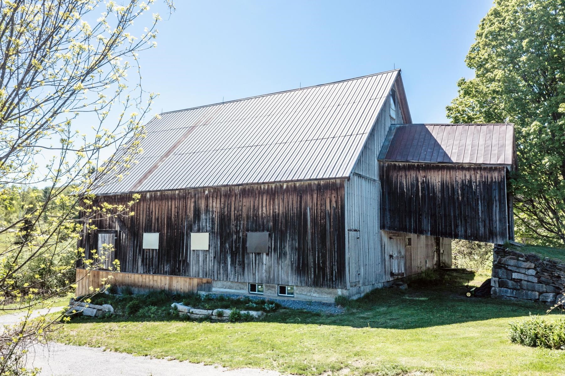 main property photo 21