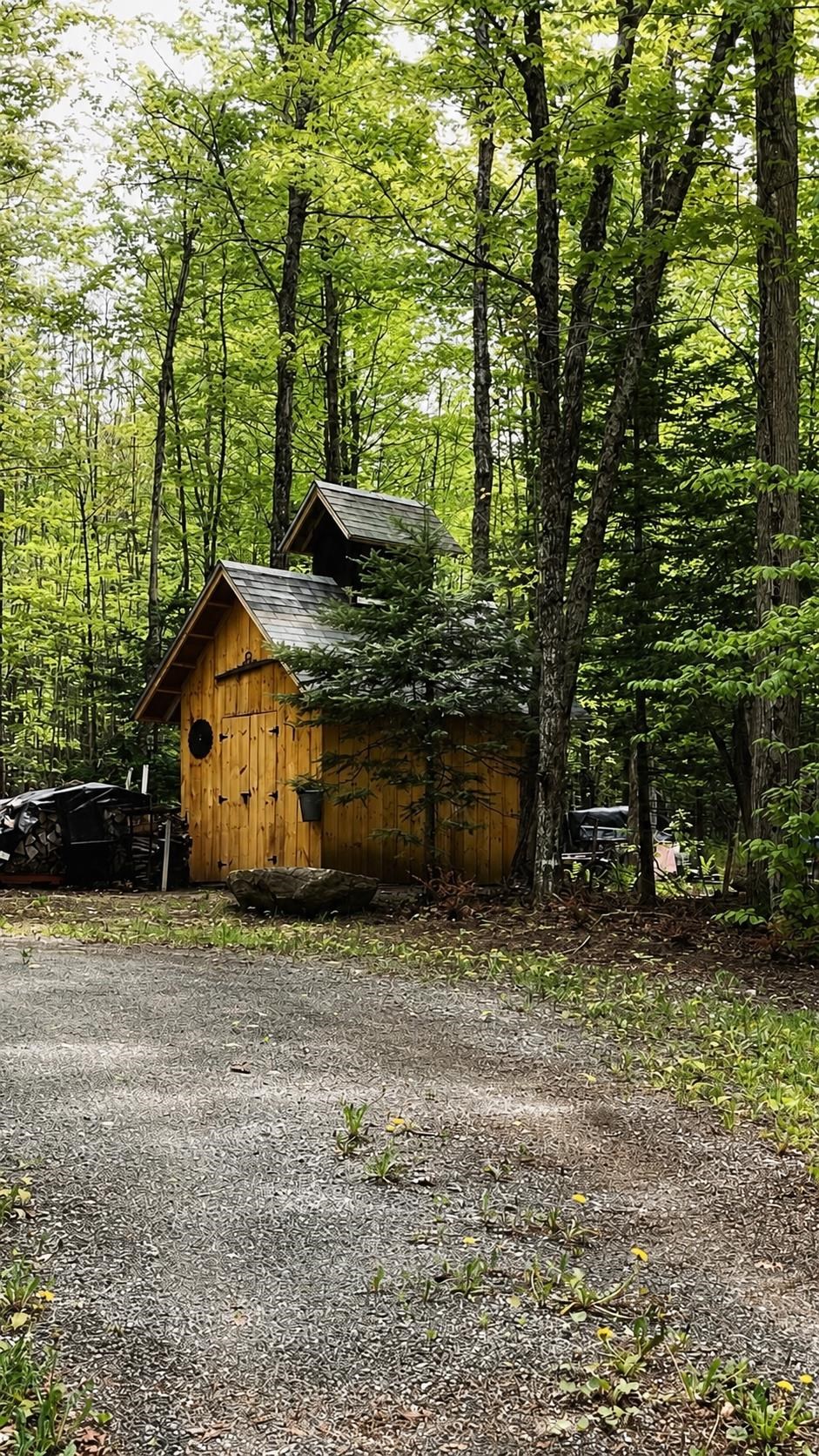 main property photo 6