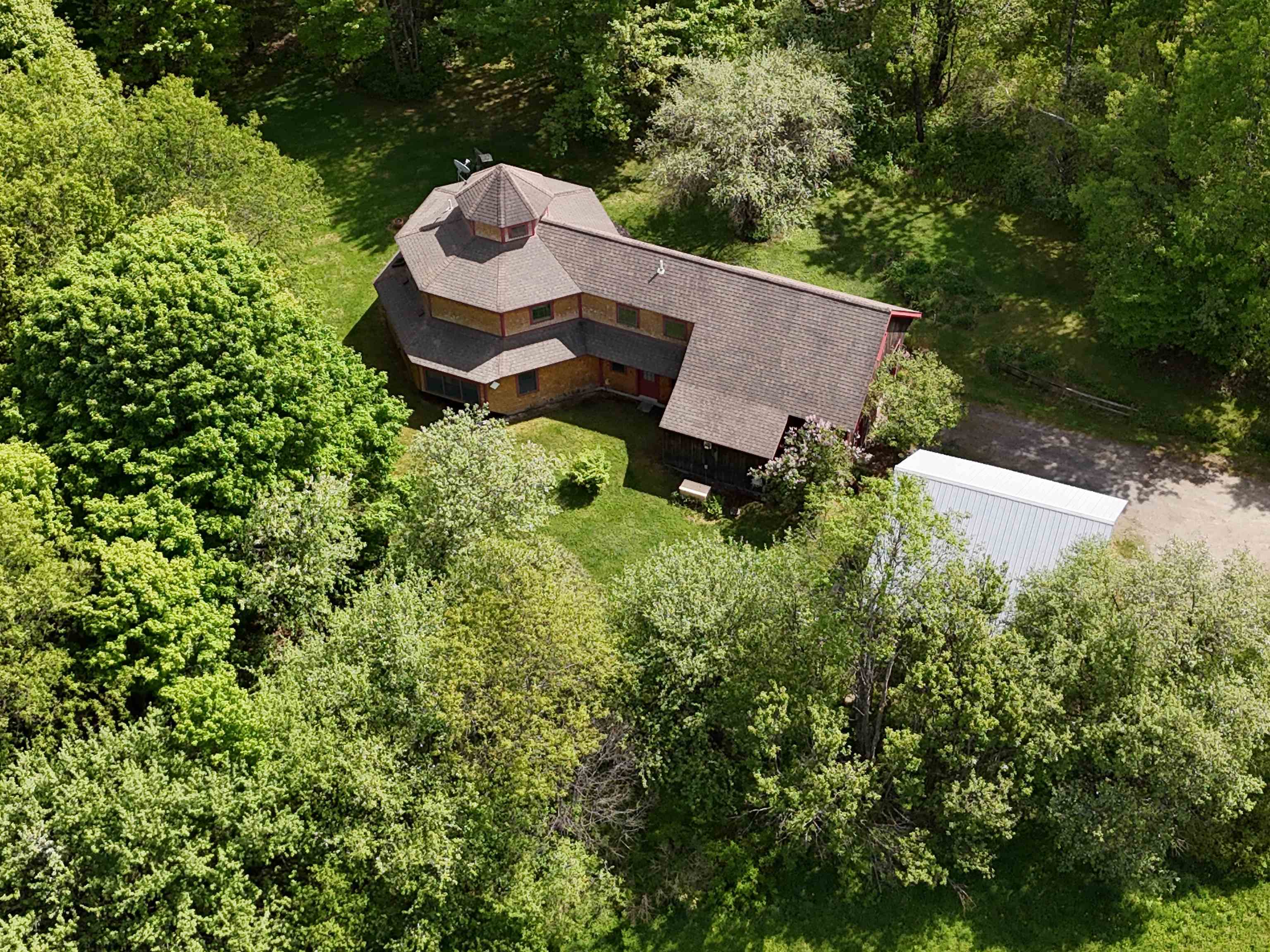 main property photo 54