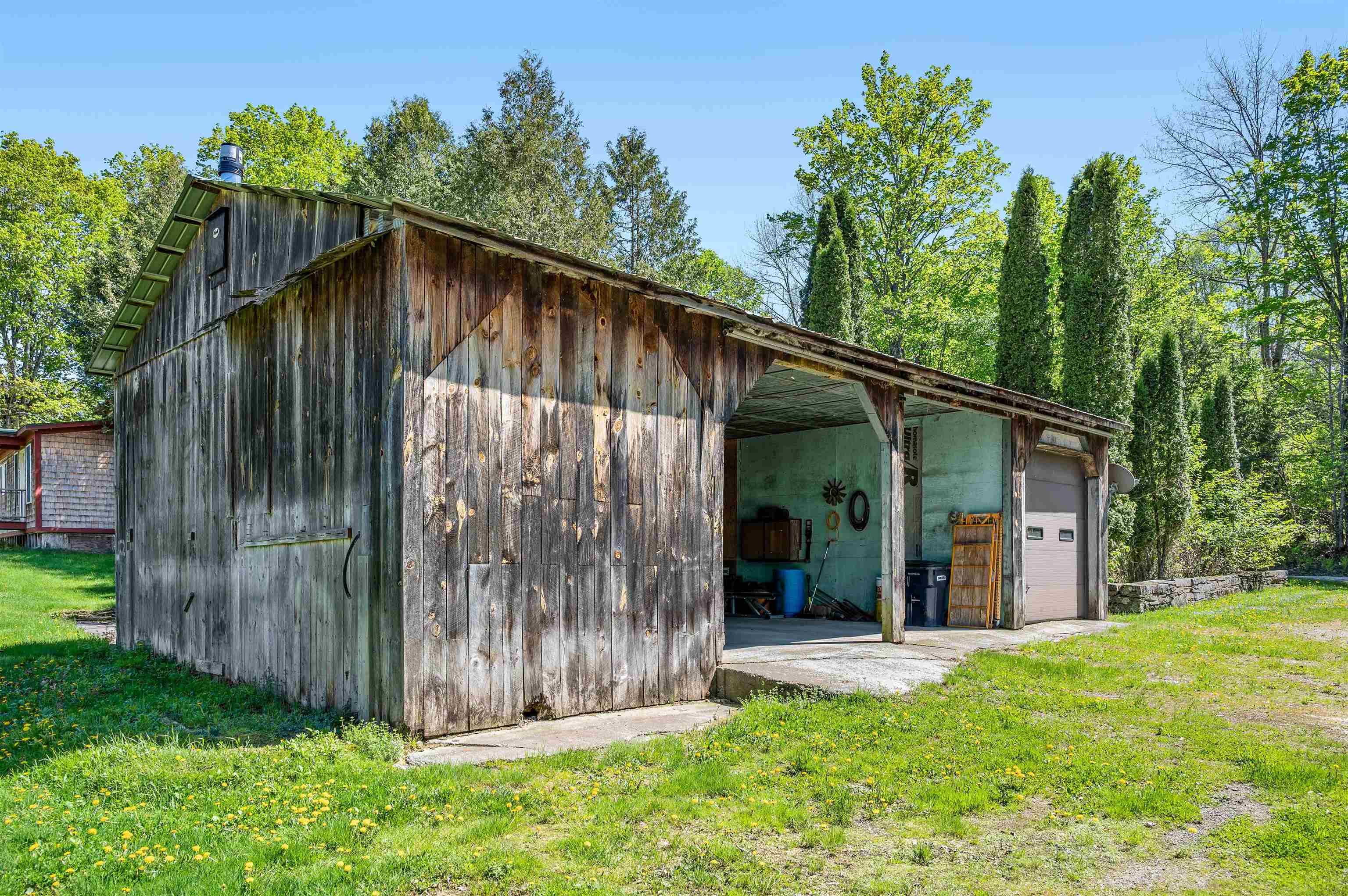 main property photo 46