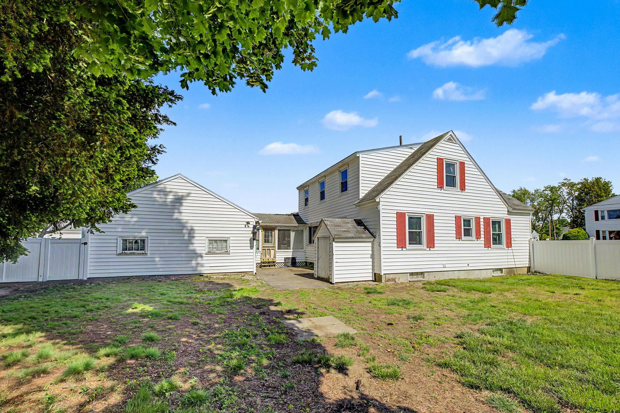main property photo 44