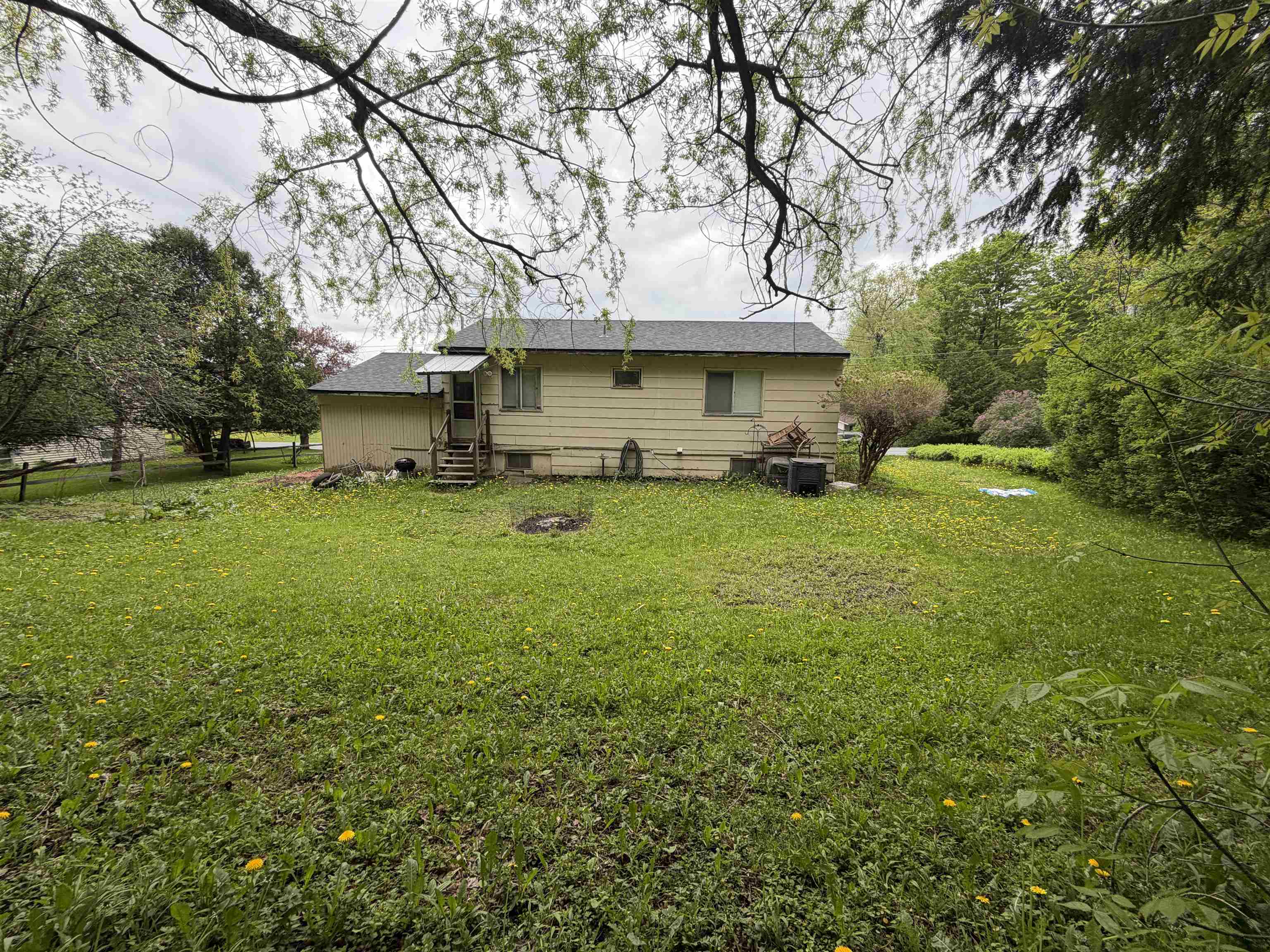 main property photo 10