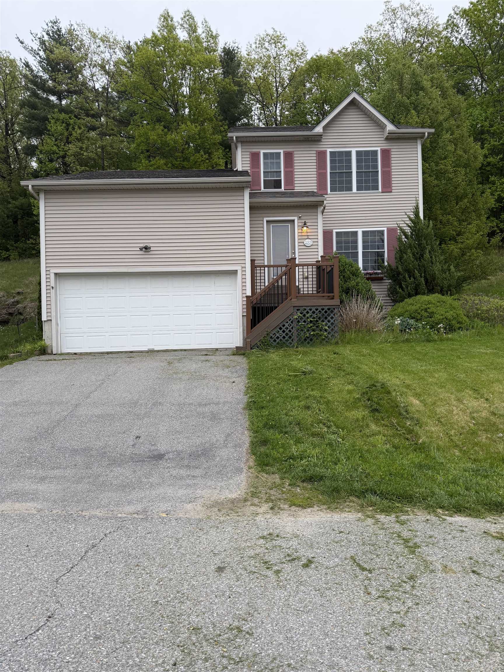 main property photo 3