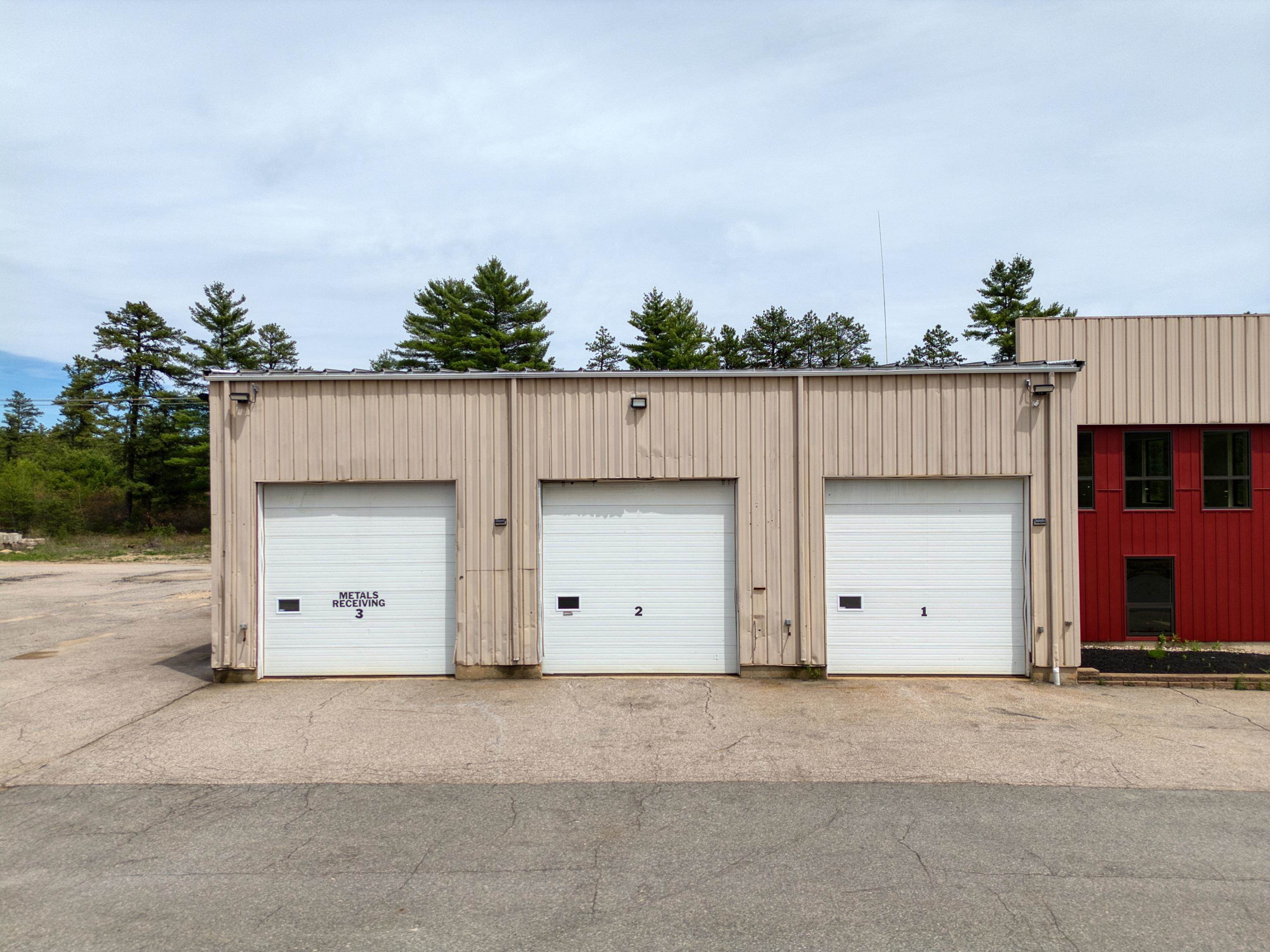 main property photo 13