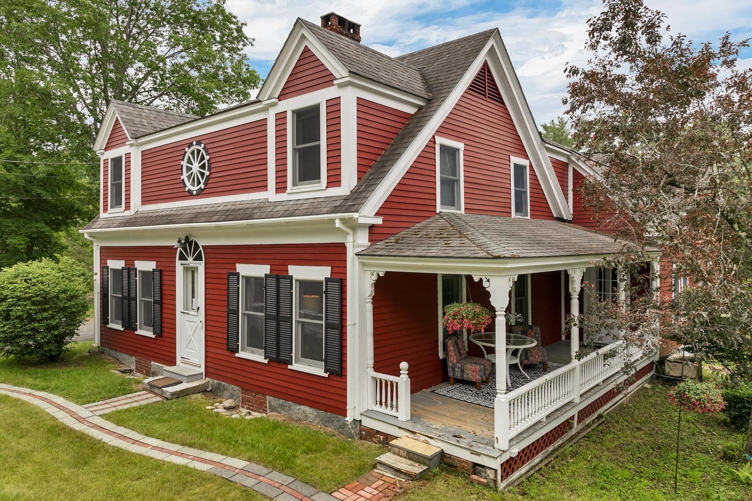 main property photo 9