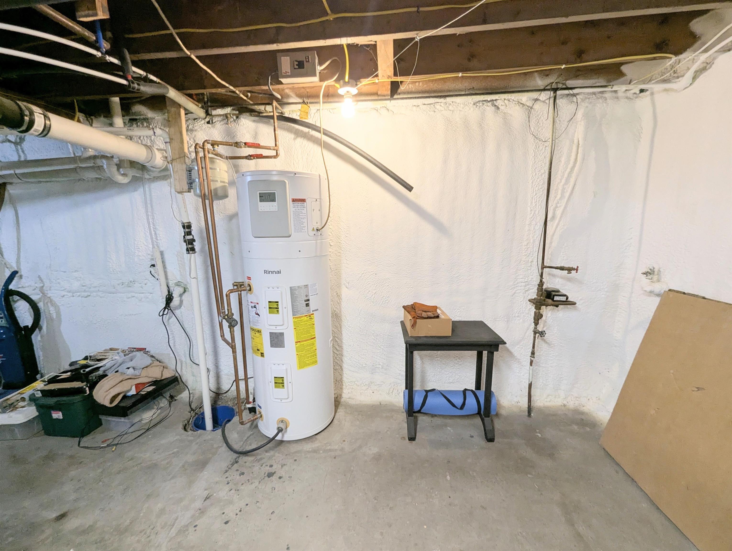 main property photo 40