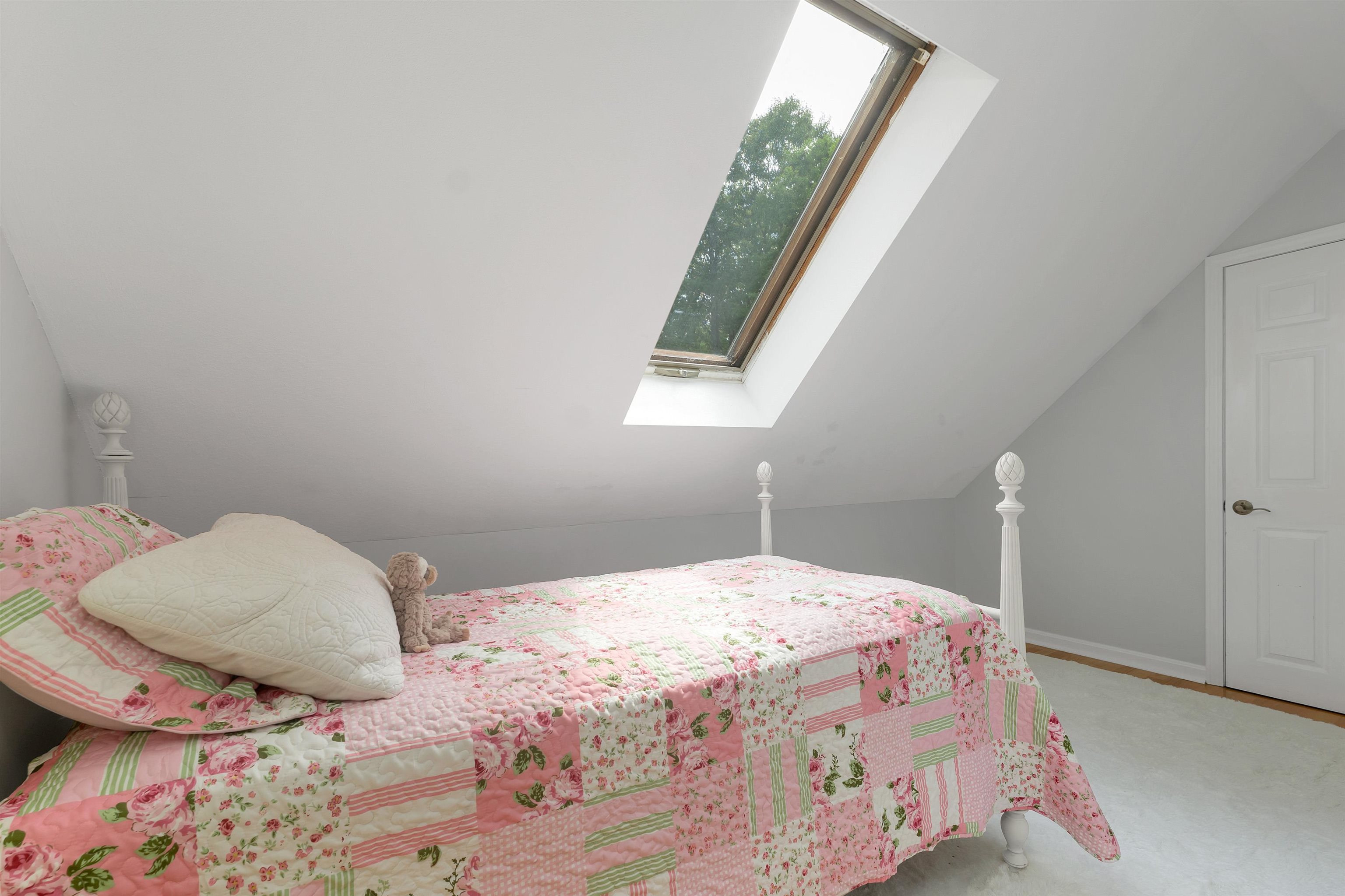 main property photo 19