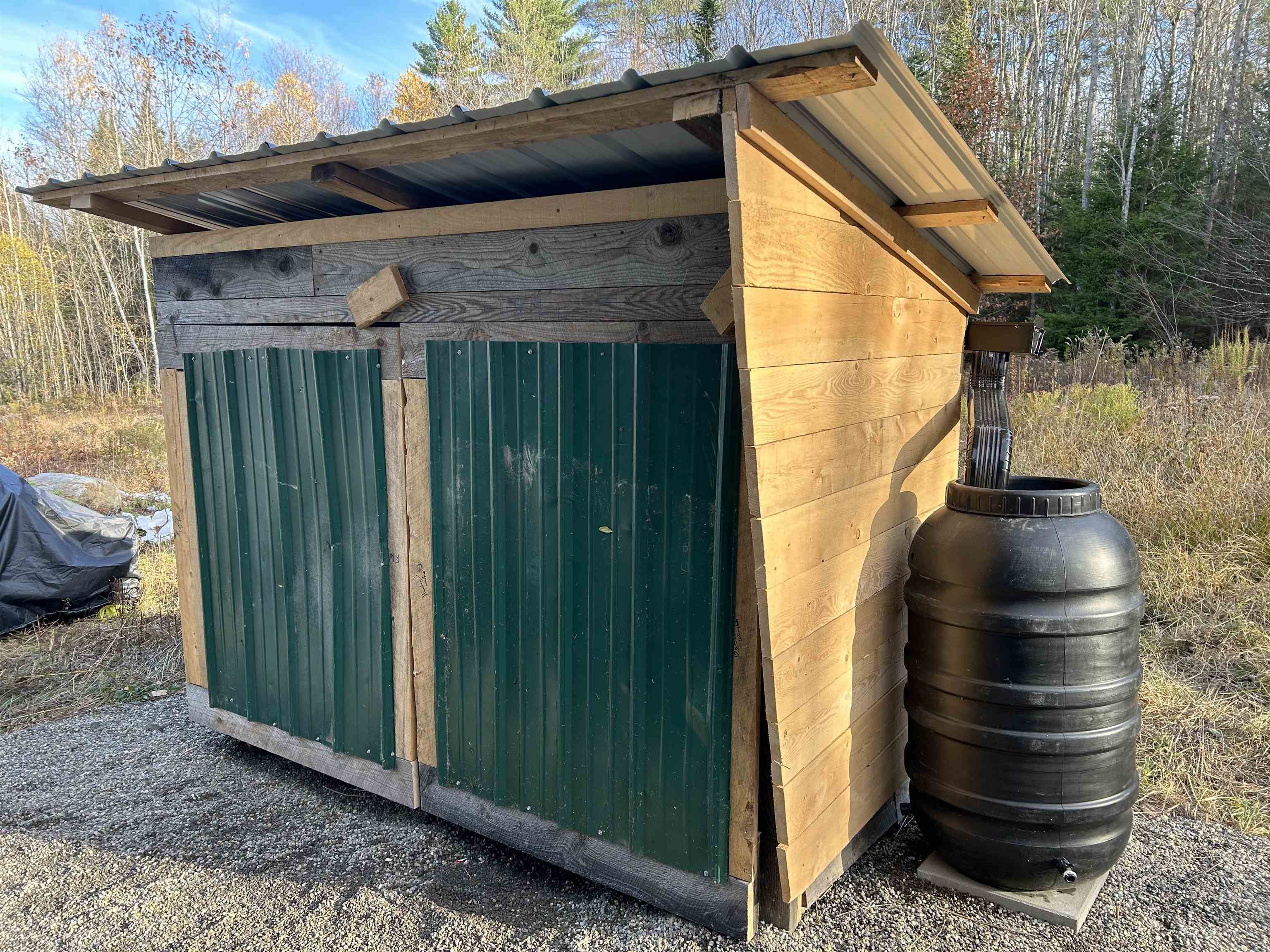 main property photo 33
