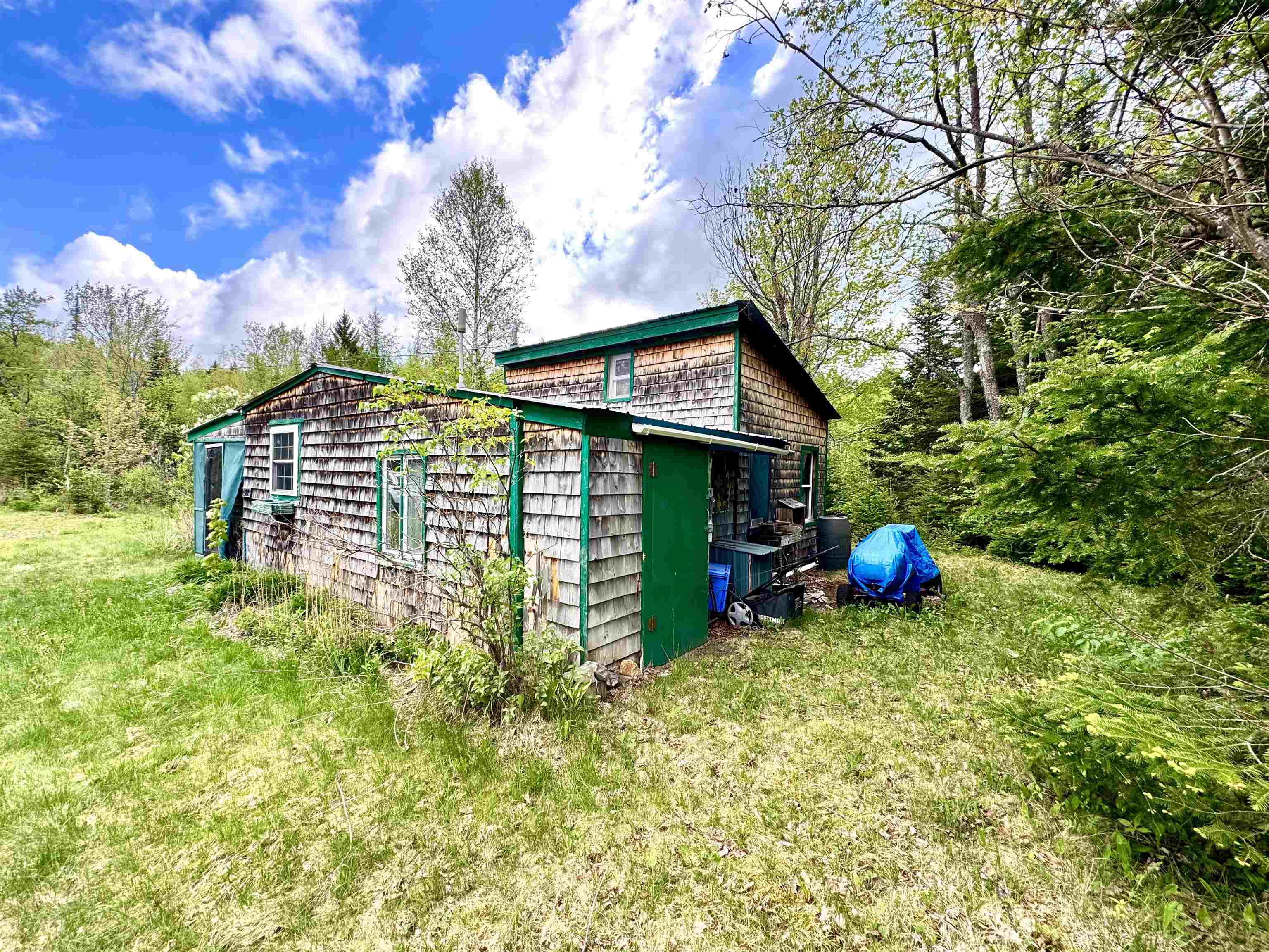 main property photo 18