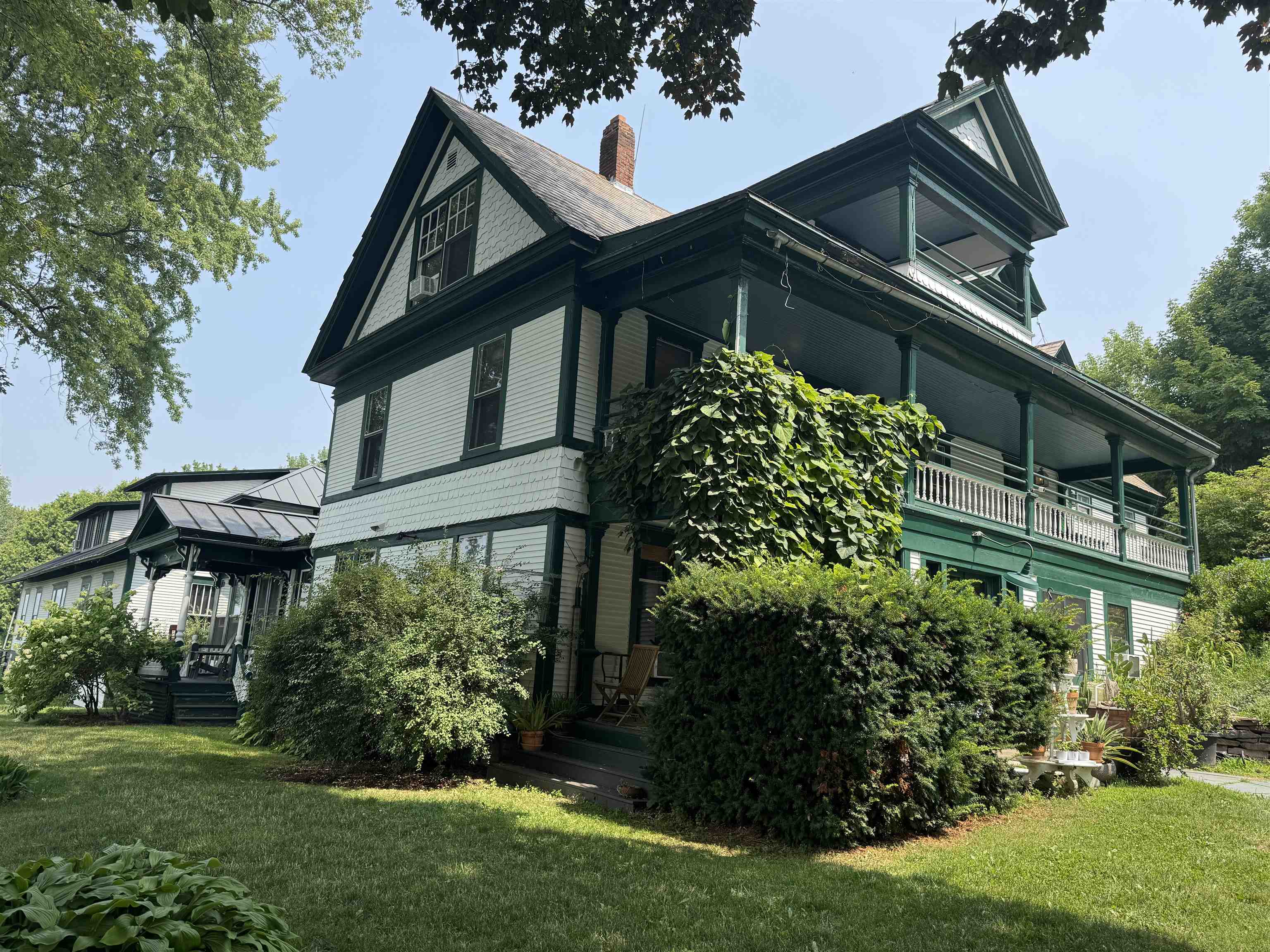 main property photo 4