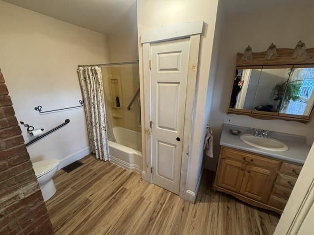 main property photo 15