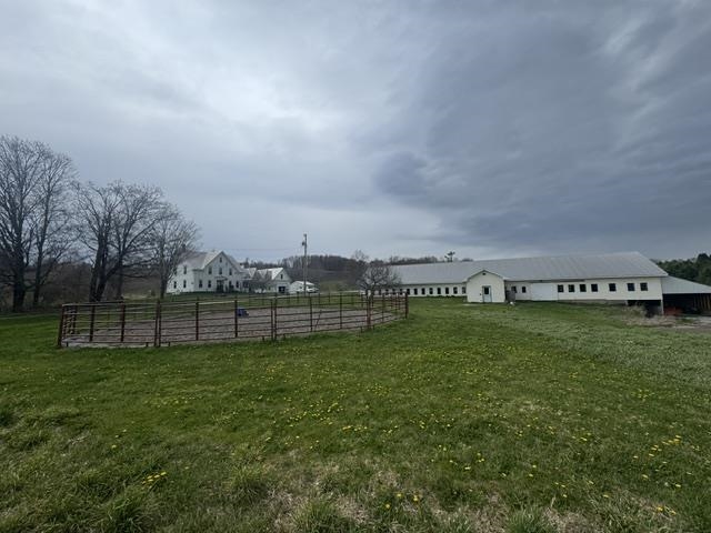 main property photo 45