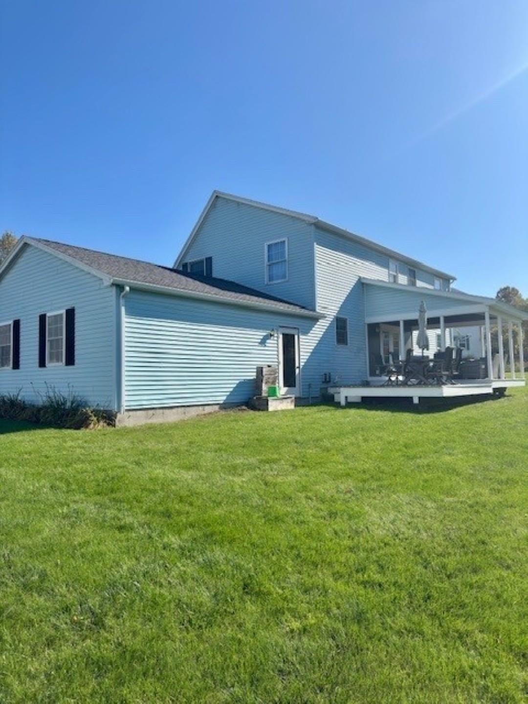 main property photo 8