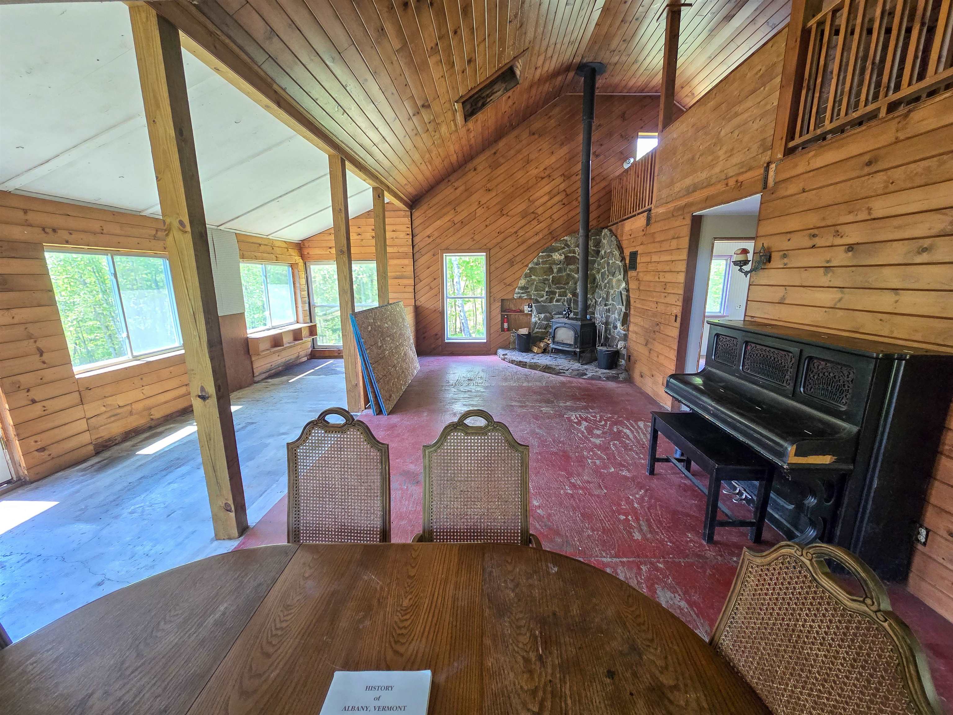 main property photo 24