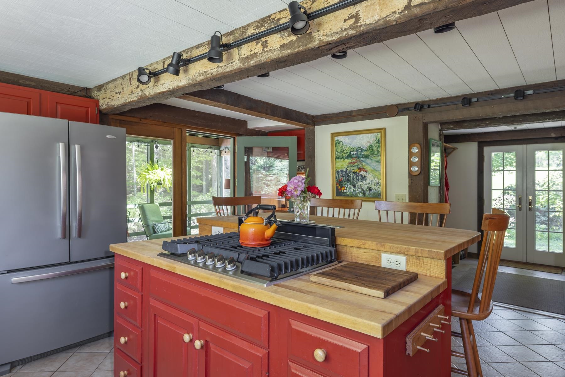 main property photo 20