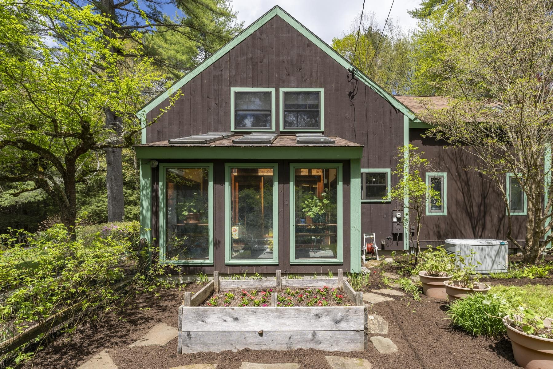 main property photo 59