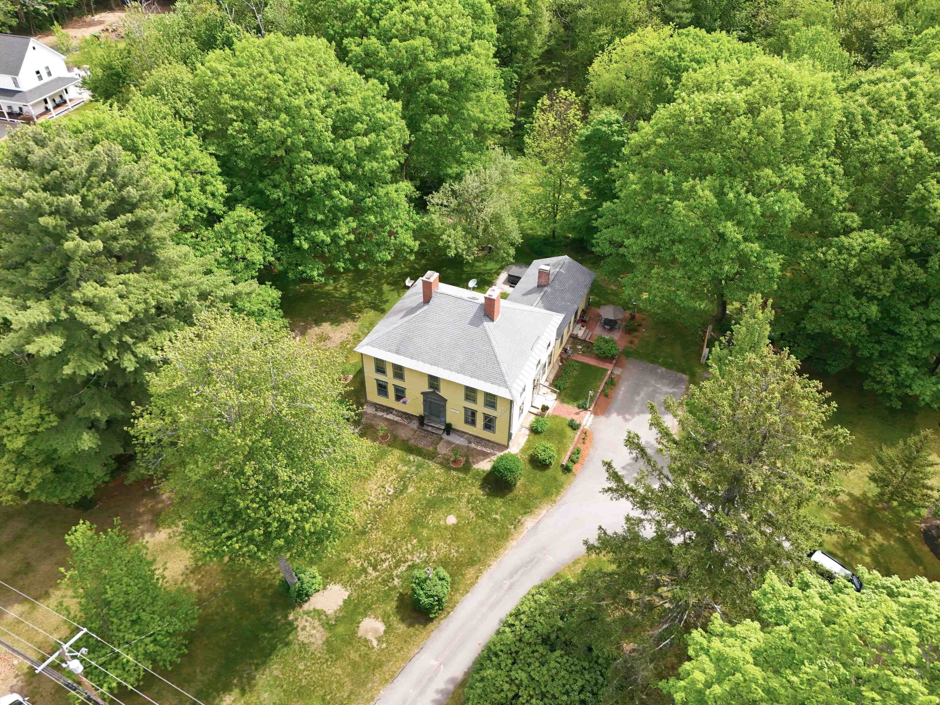 main property photo 45