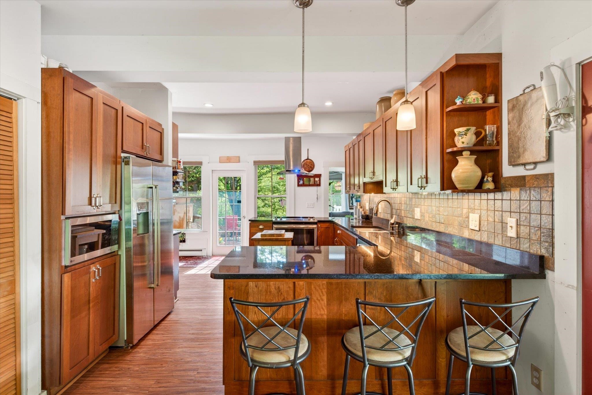 main property photo 17