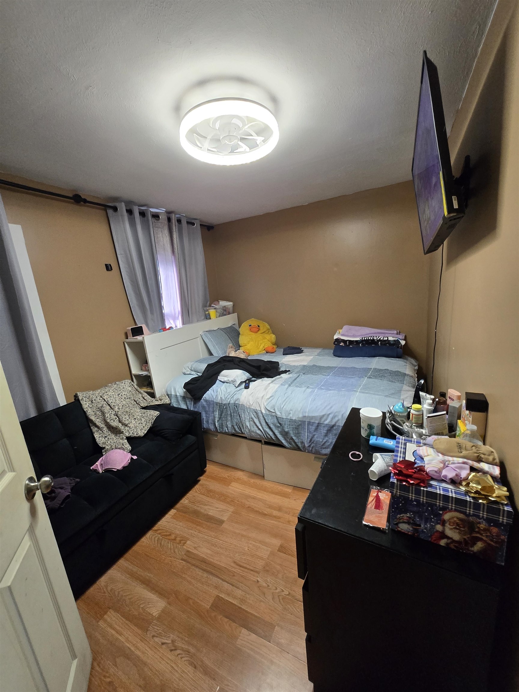 main property photo 35