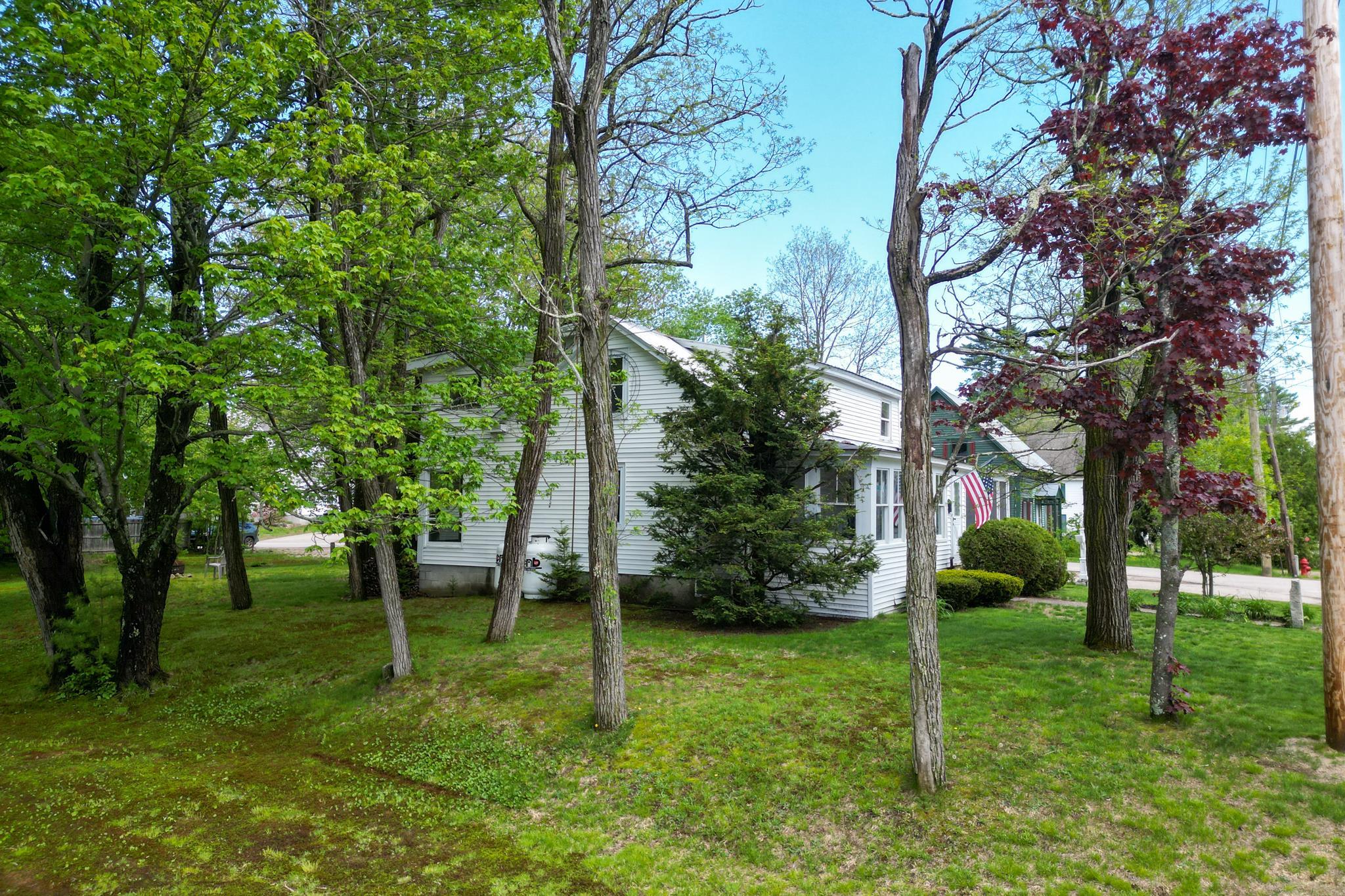 main property photo 45