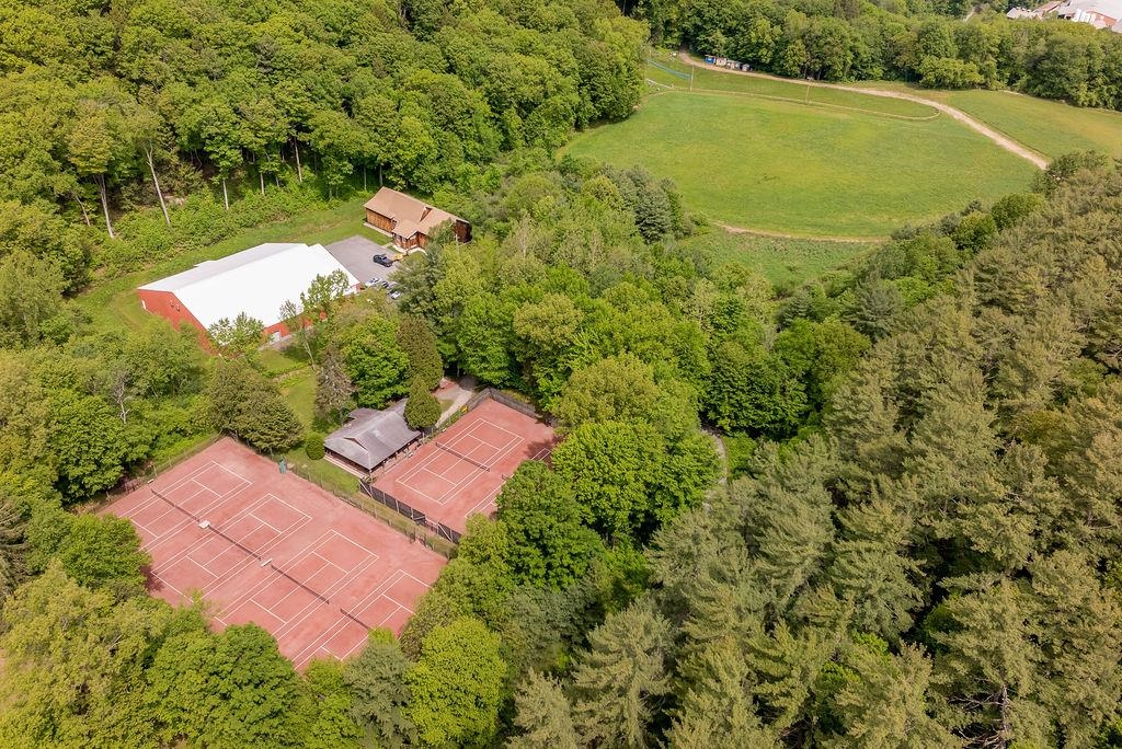 main property photo 30