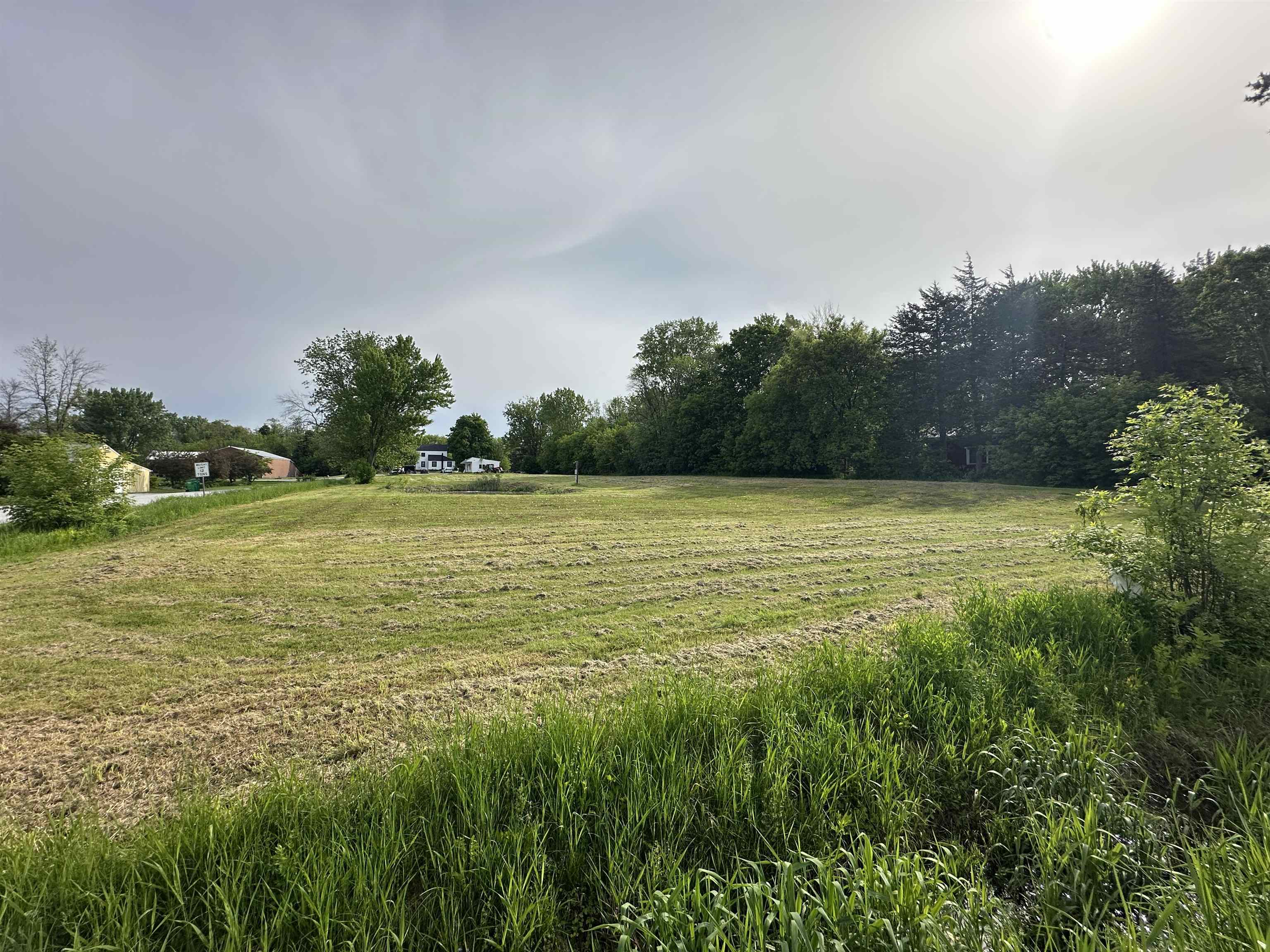 main property photo 11