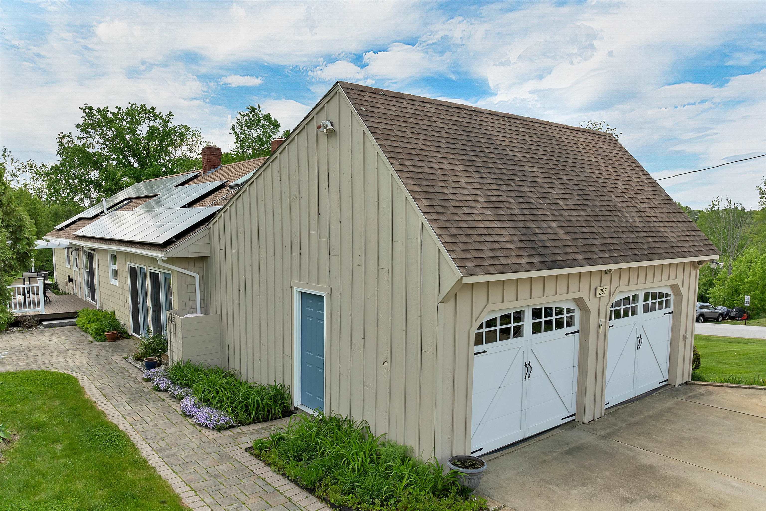 main property photo 42