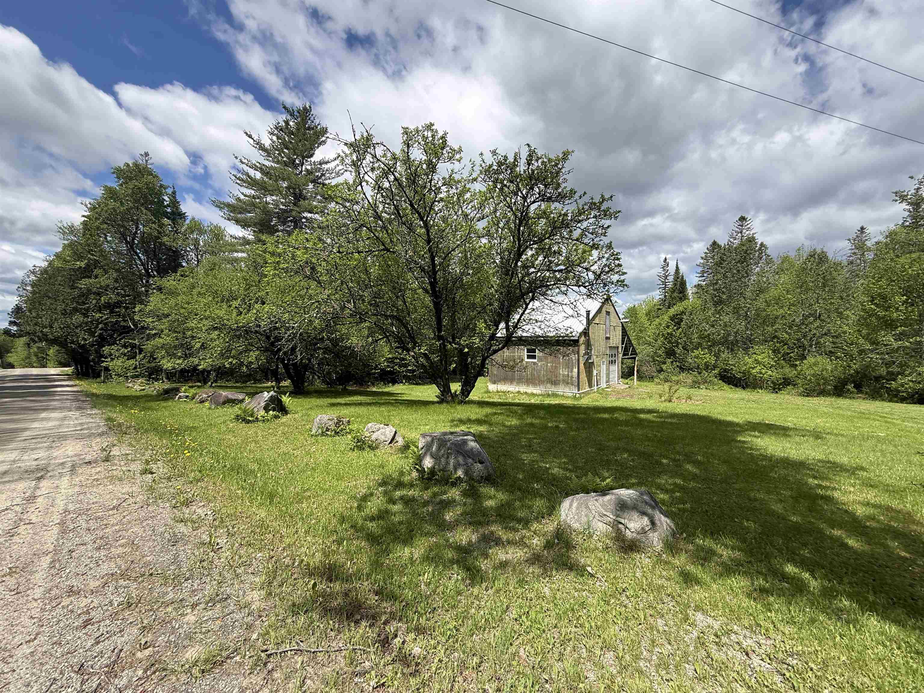 main property photo 16