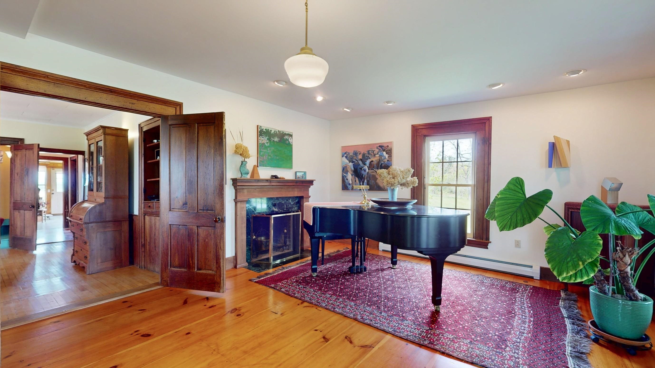 main property photo 36
