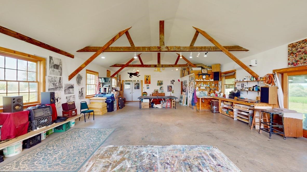 main property photo 59