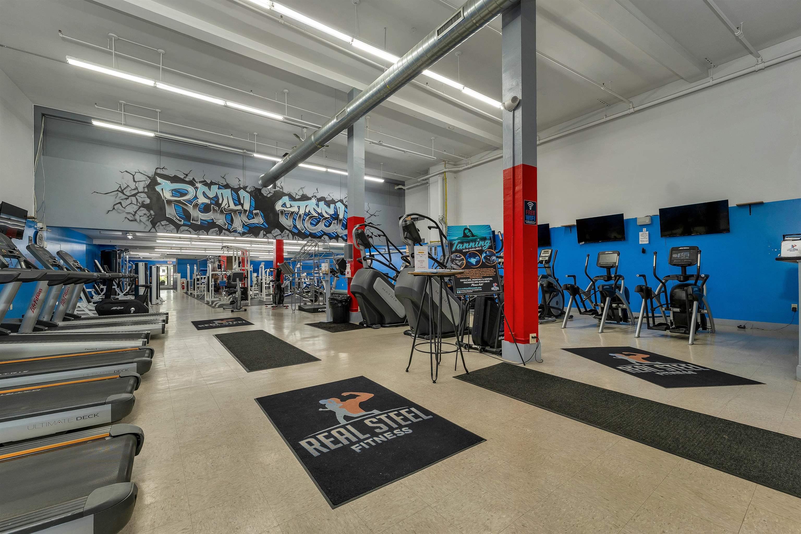 main property photo 4