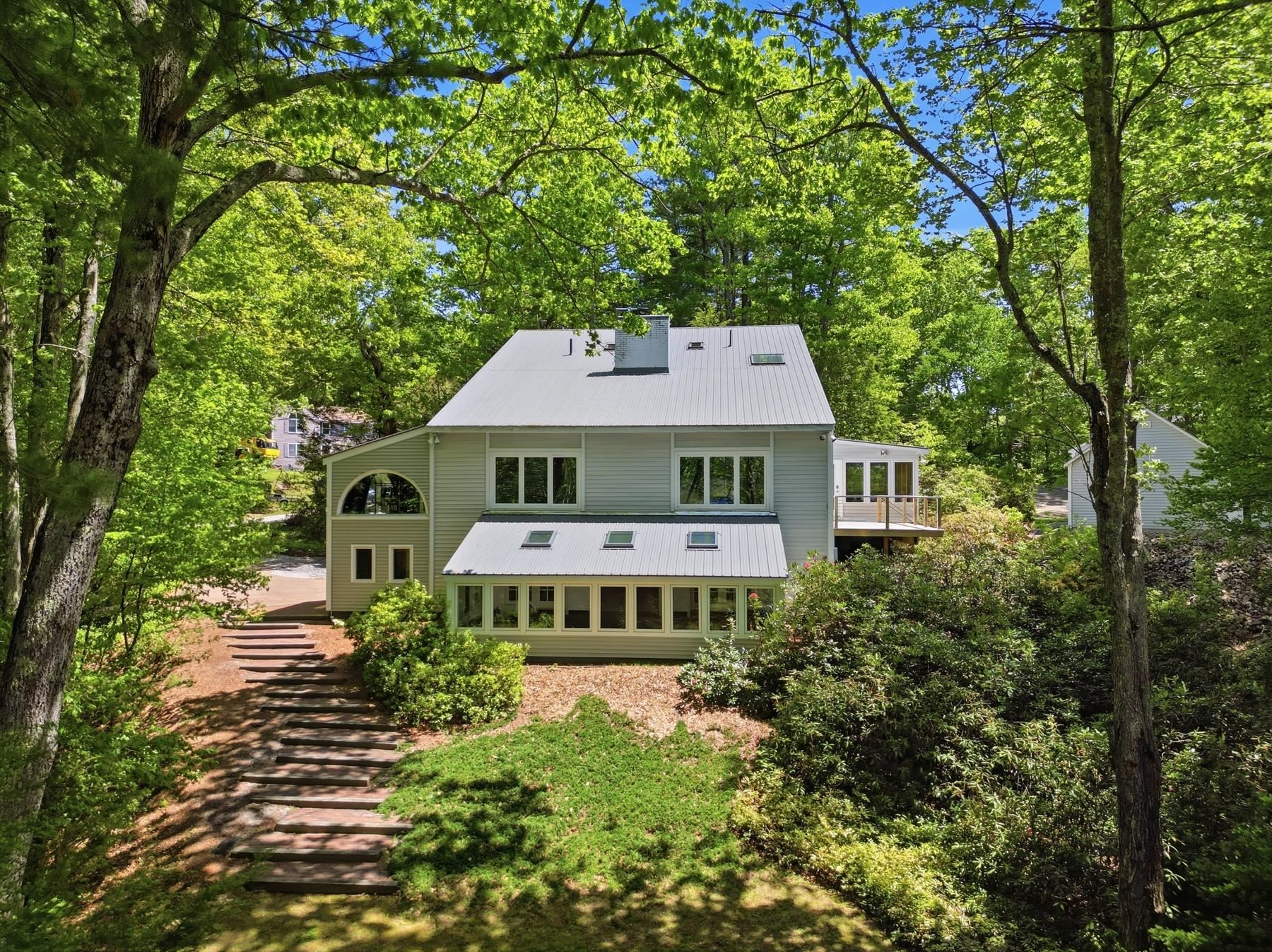 main property photo 58