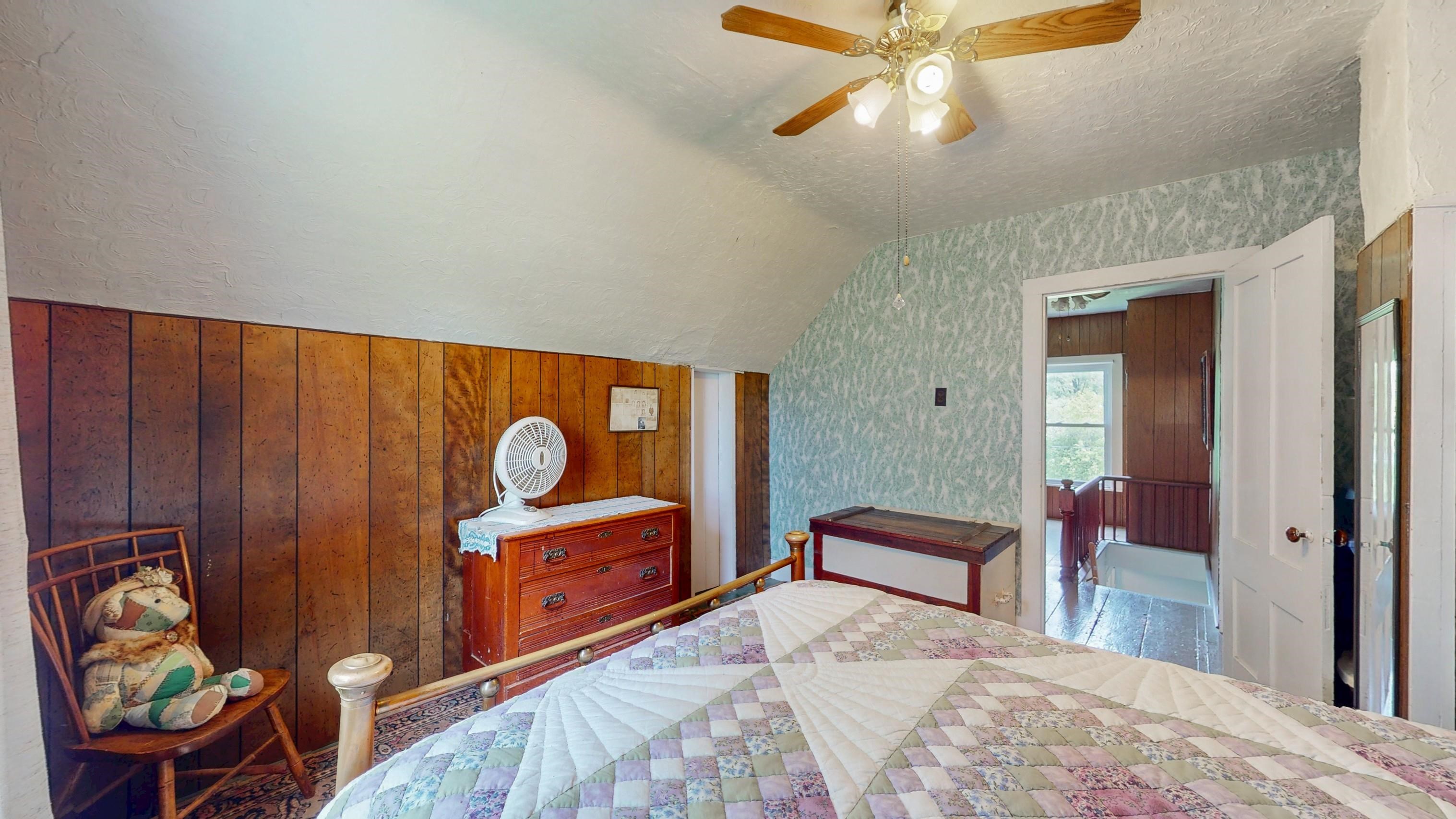 main property photo 36