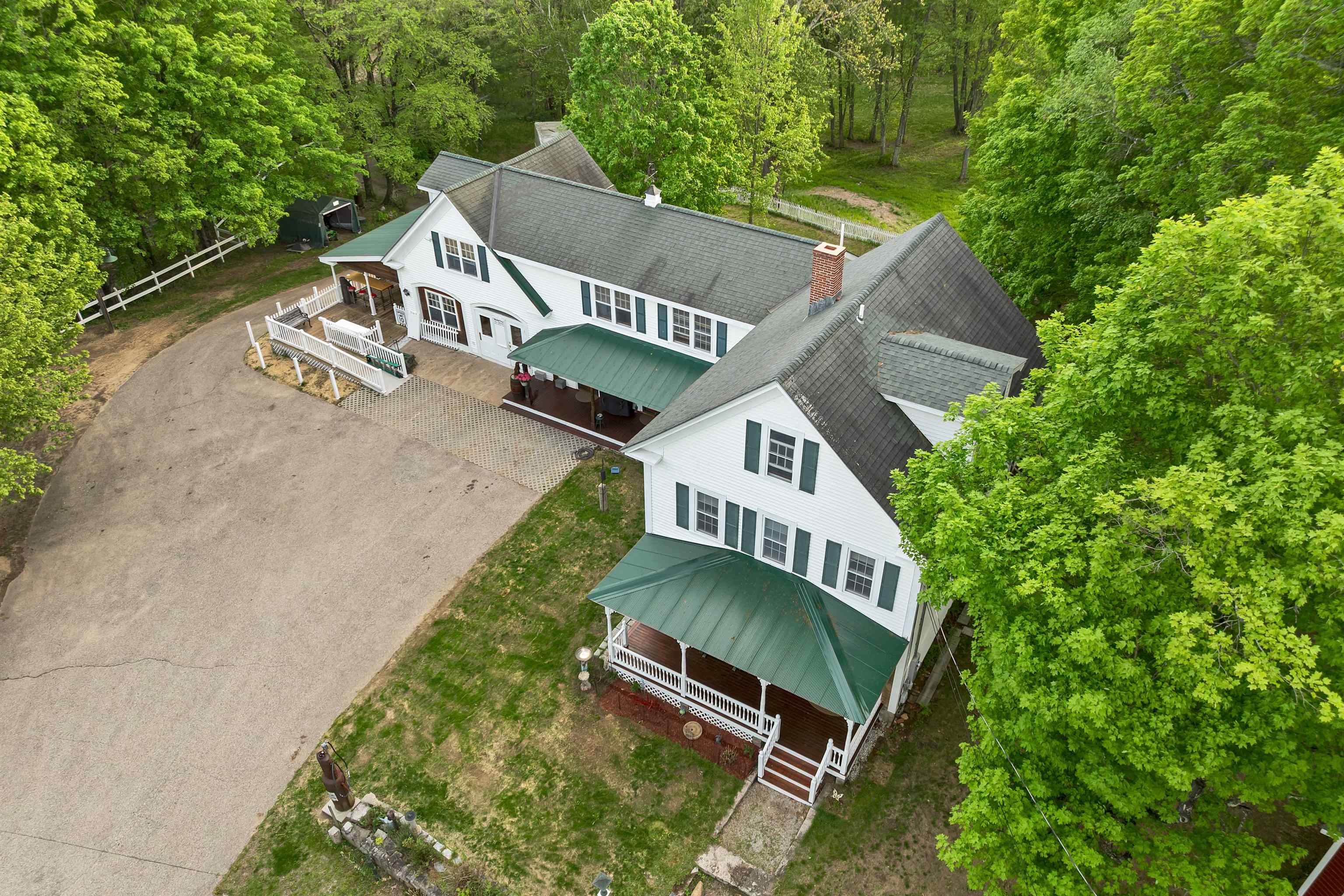main property photo 14