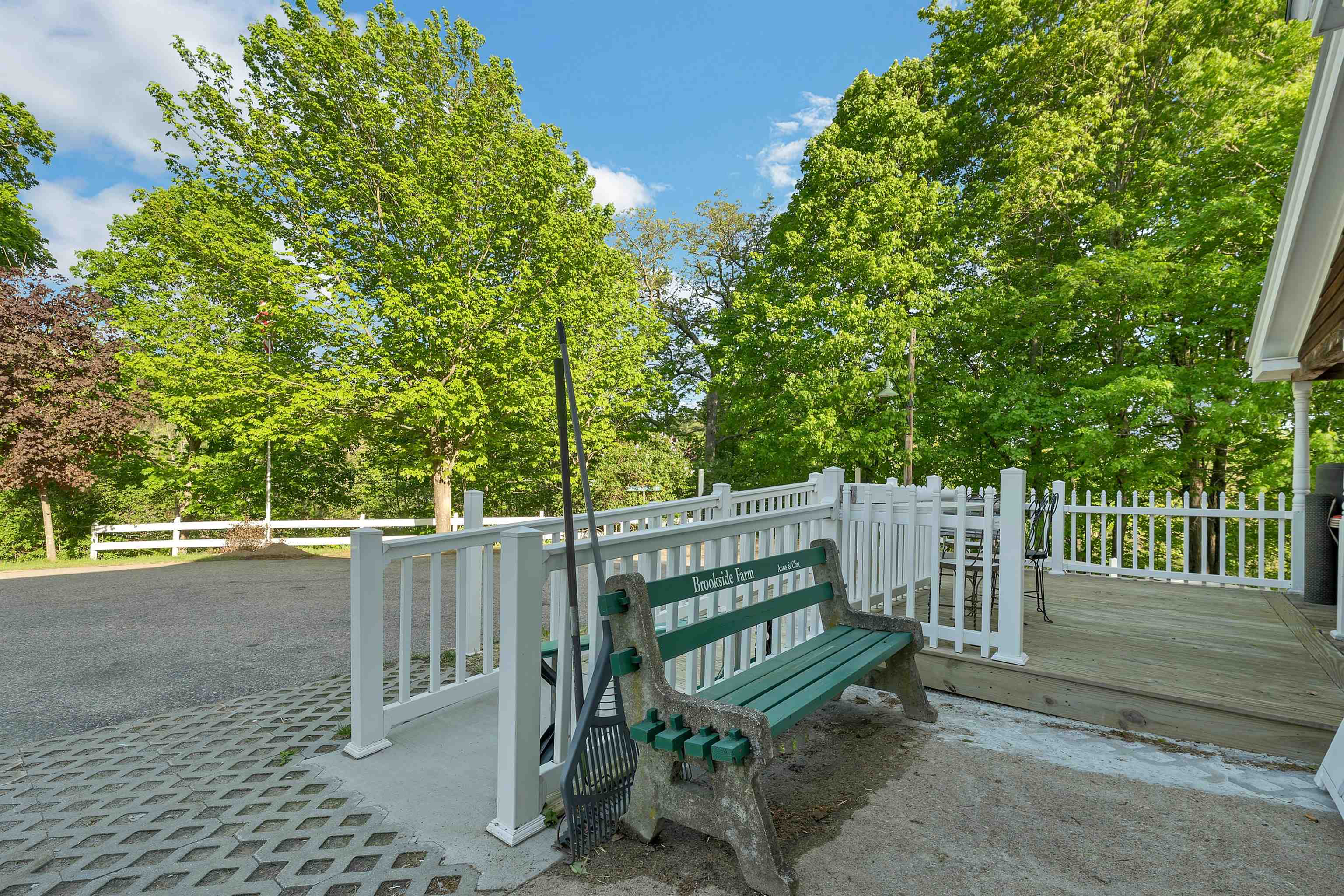 main property photo 19