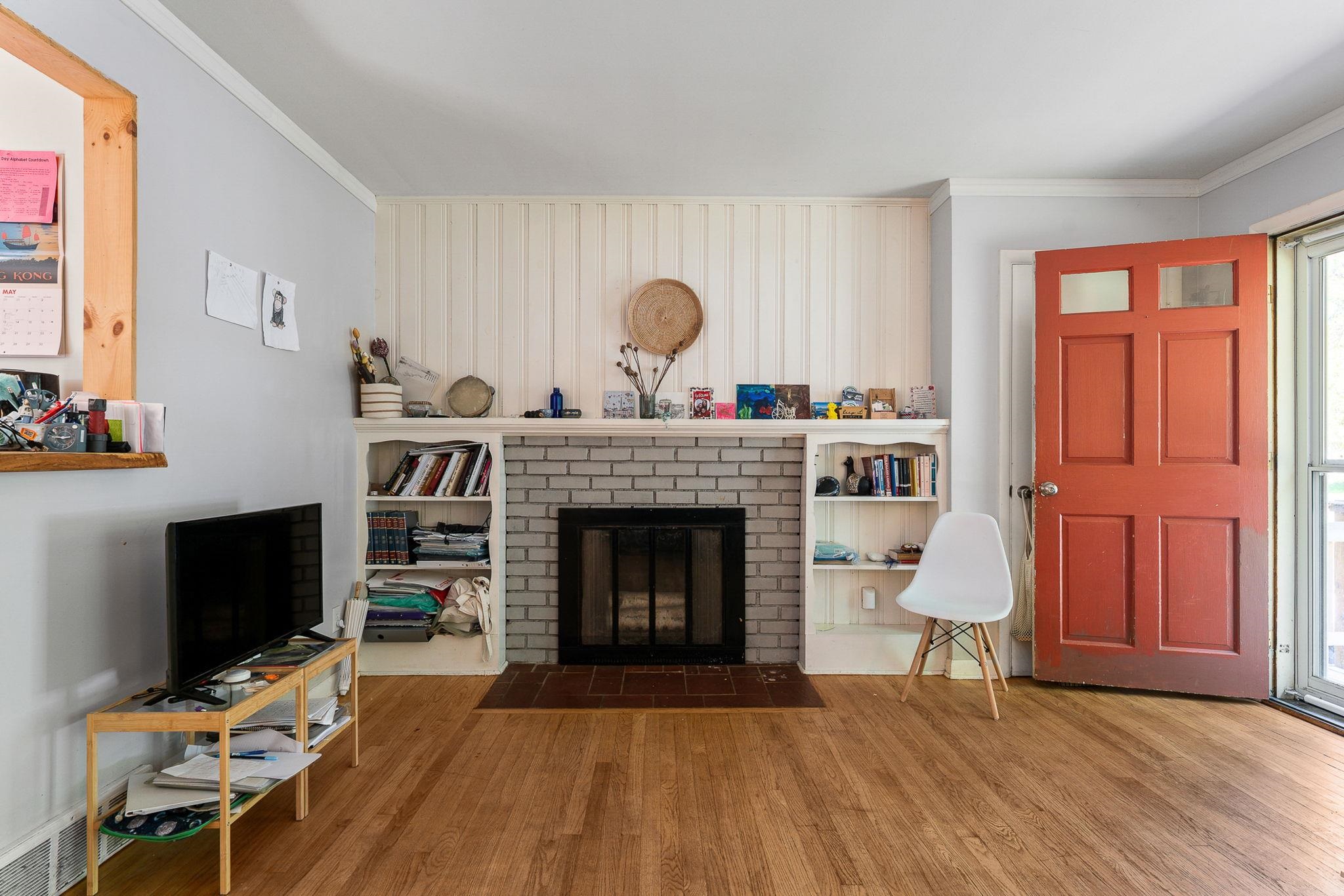 main property photo 5
