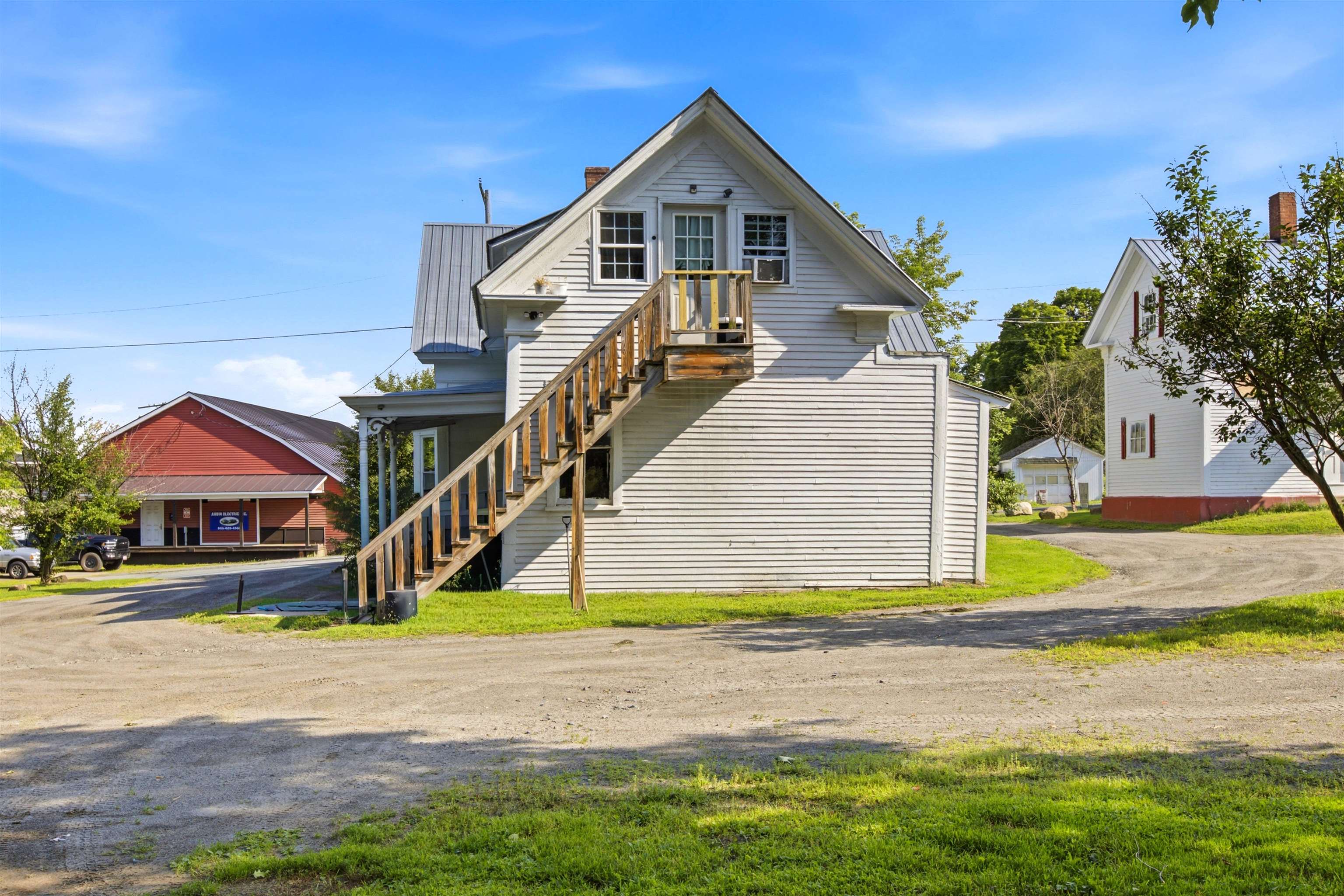 main property photo 5