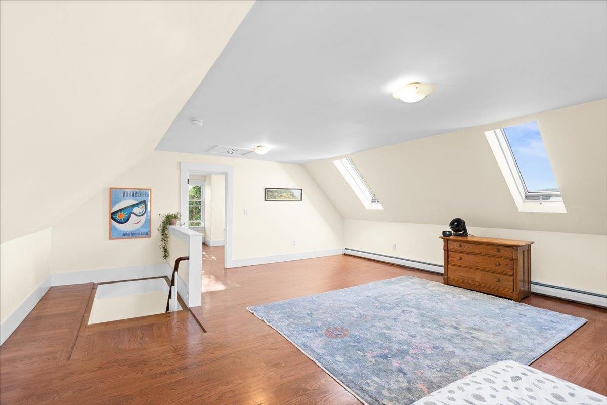 main property photo 50