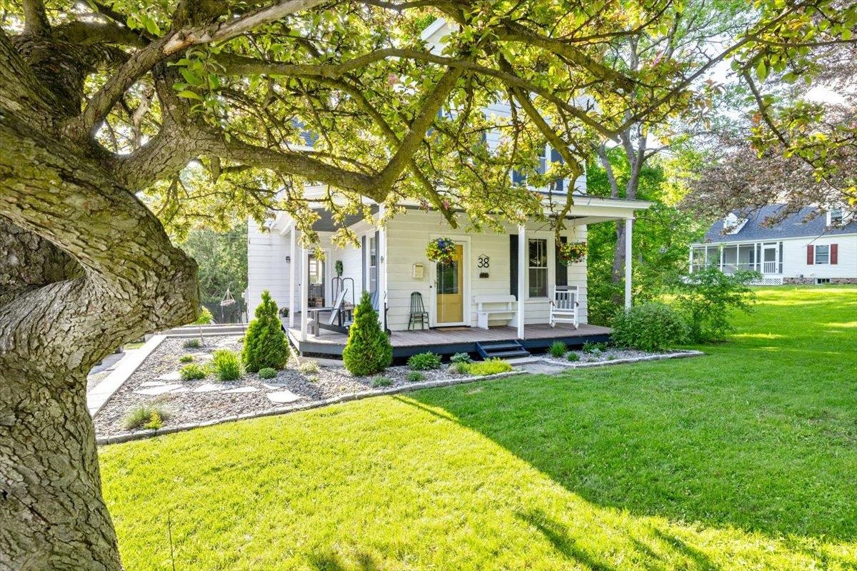 main property photo 9