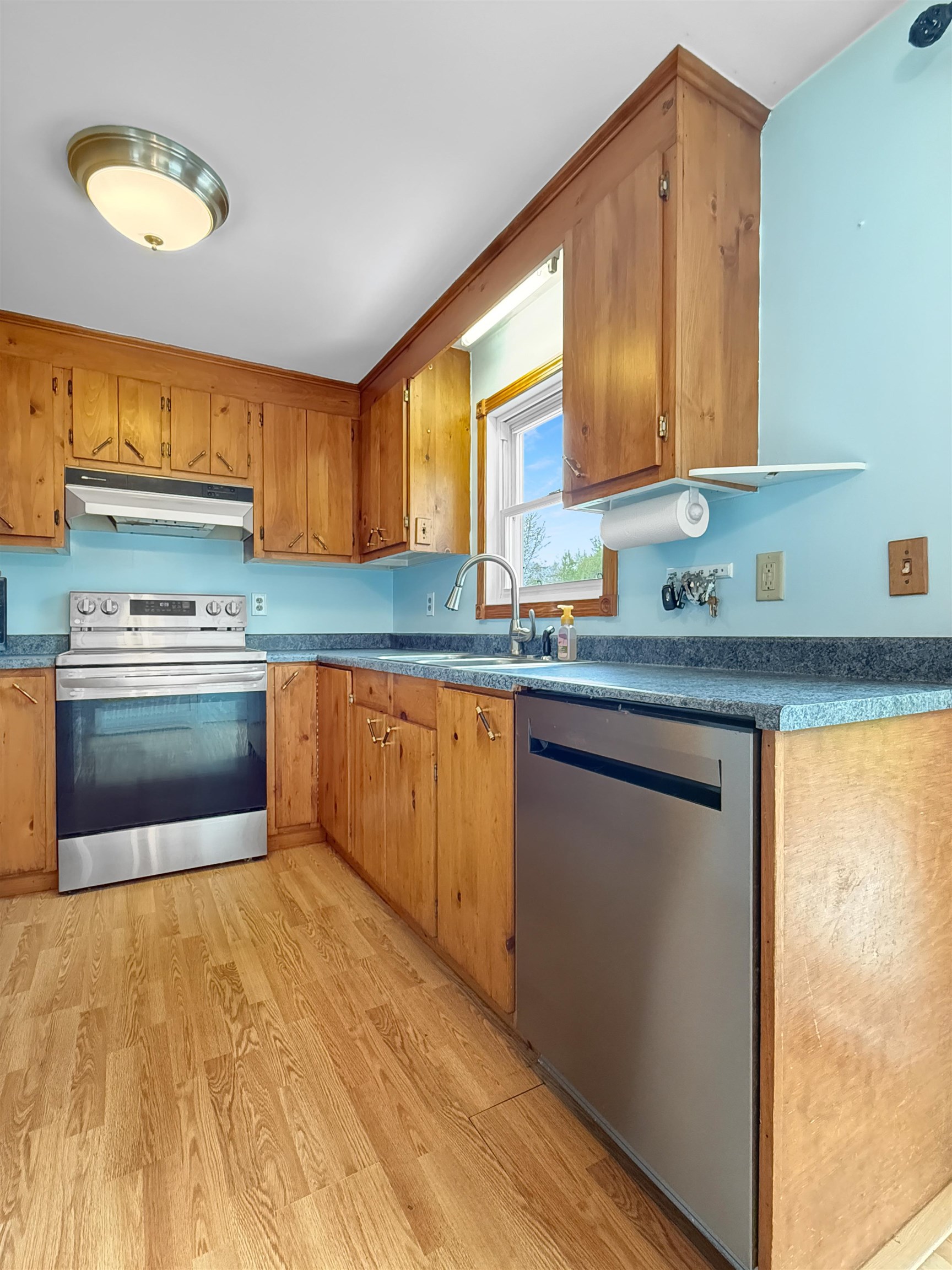 main property photo 3