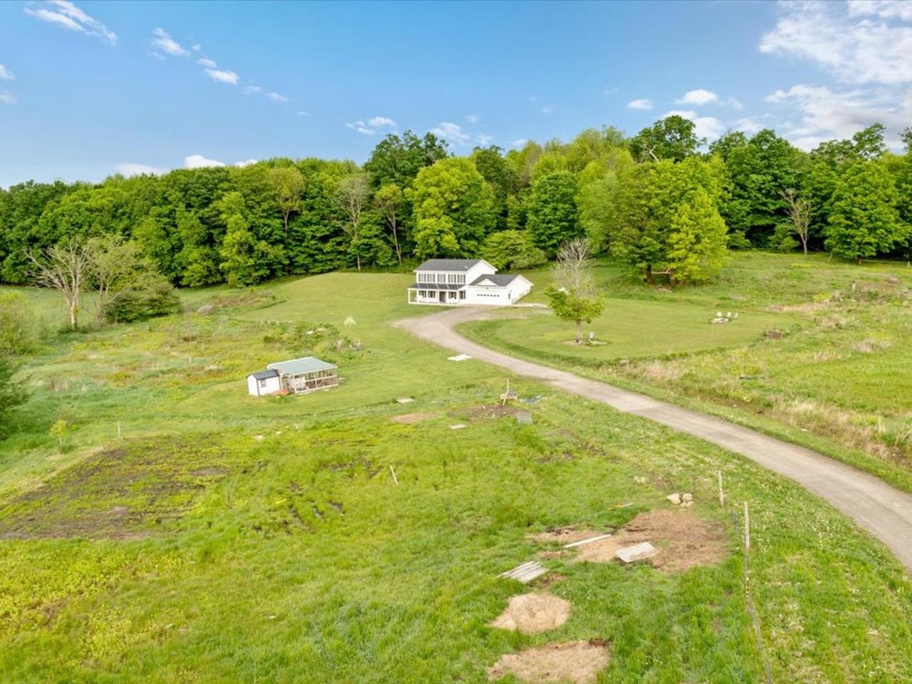 main property photo 43