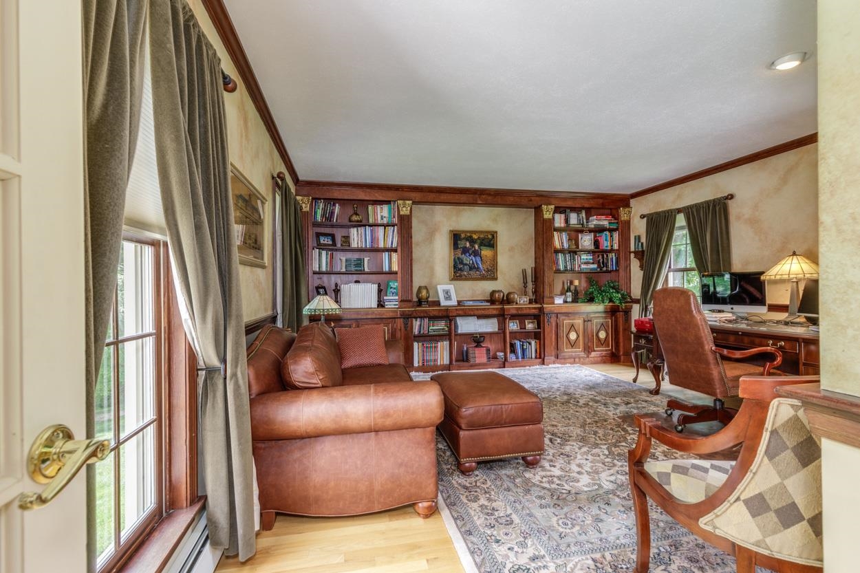 main property photo 22