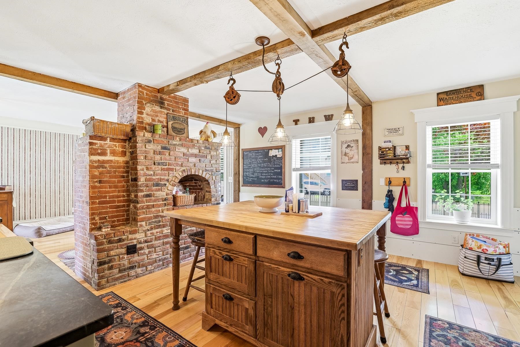 main property photo 10