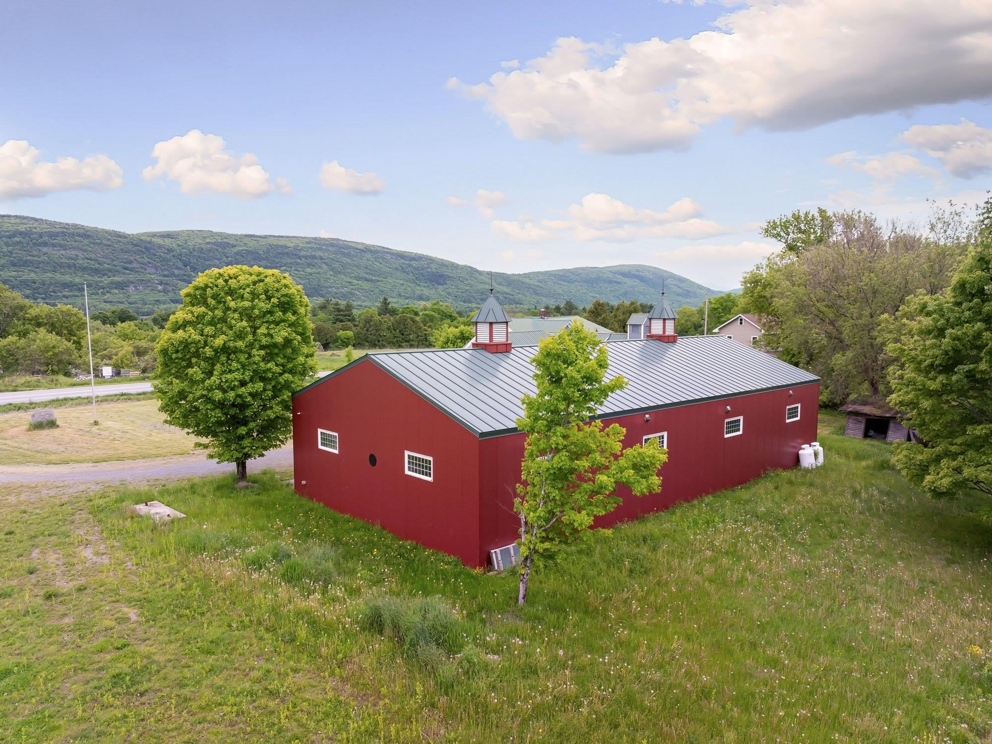 main property photo 38