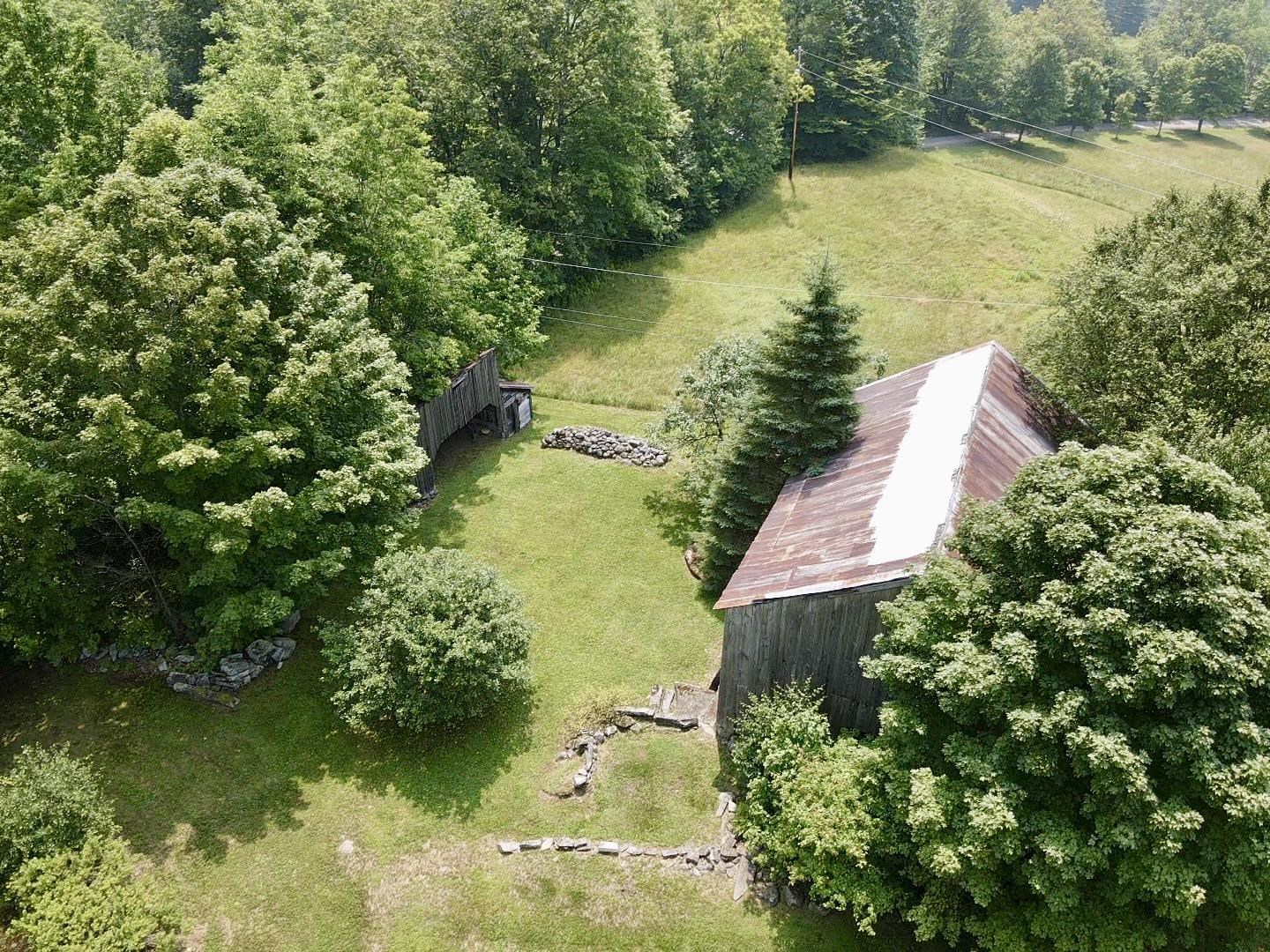 main property photo 40