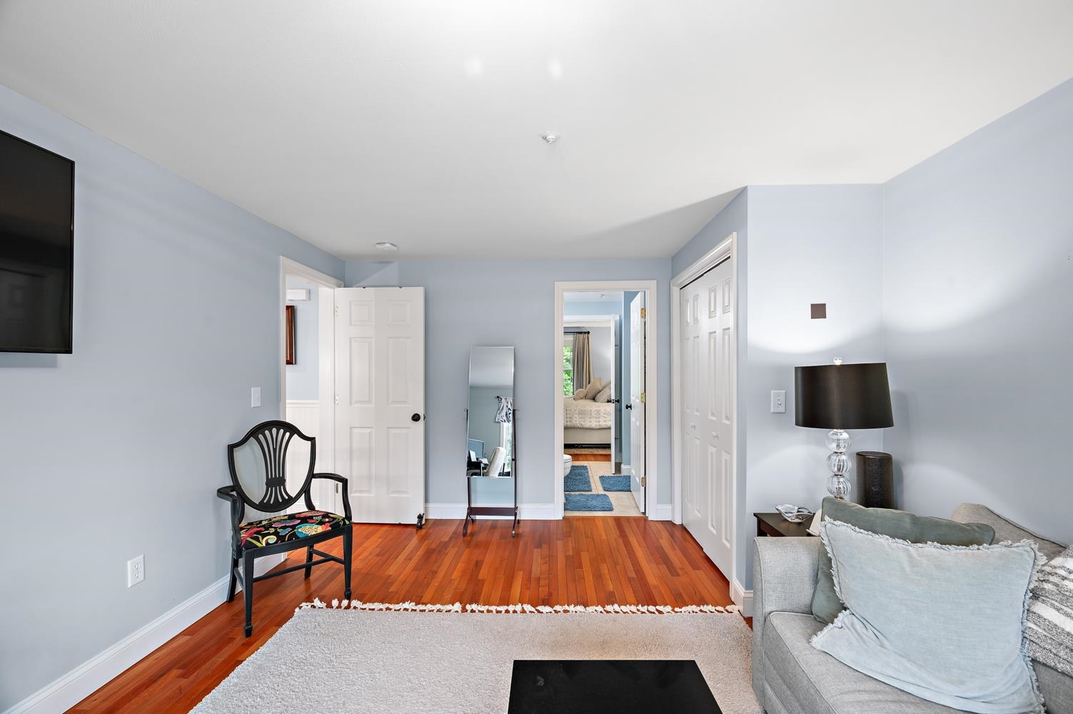 main property photo 16