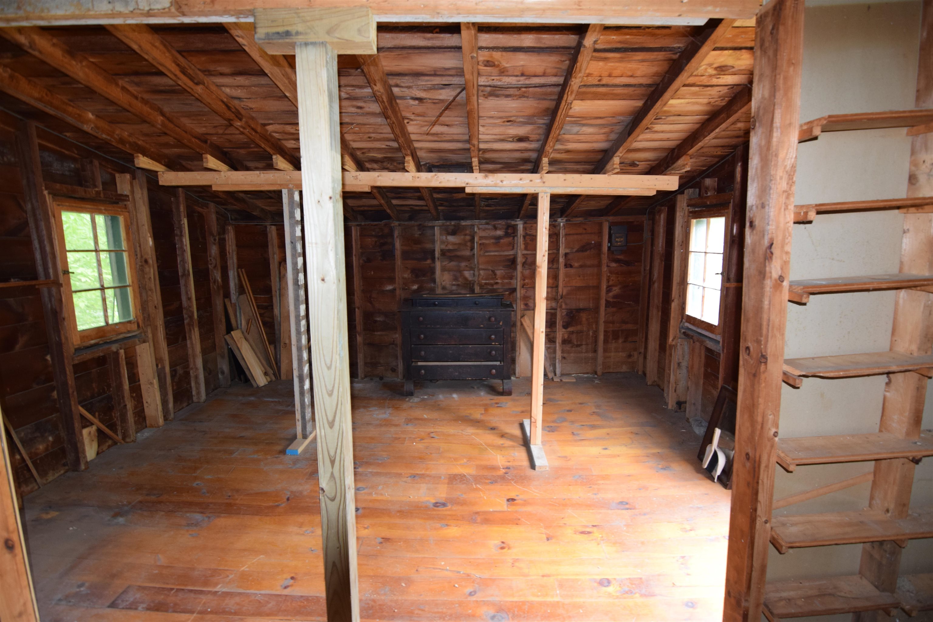 main property photo 16