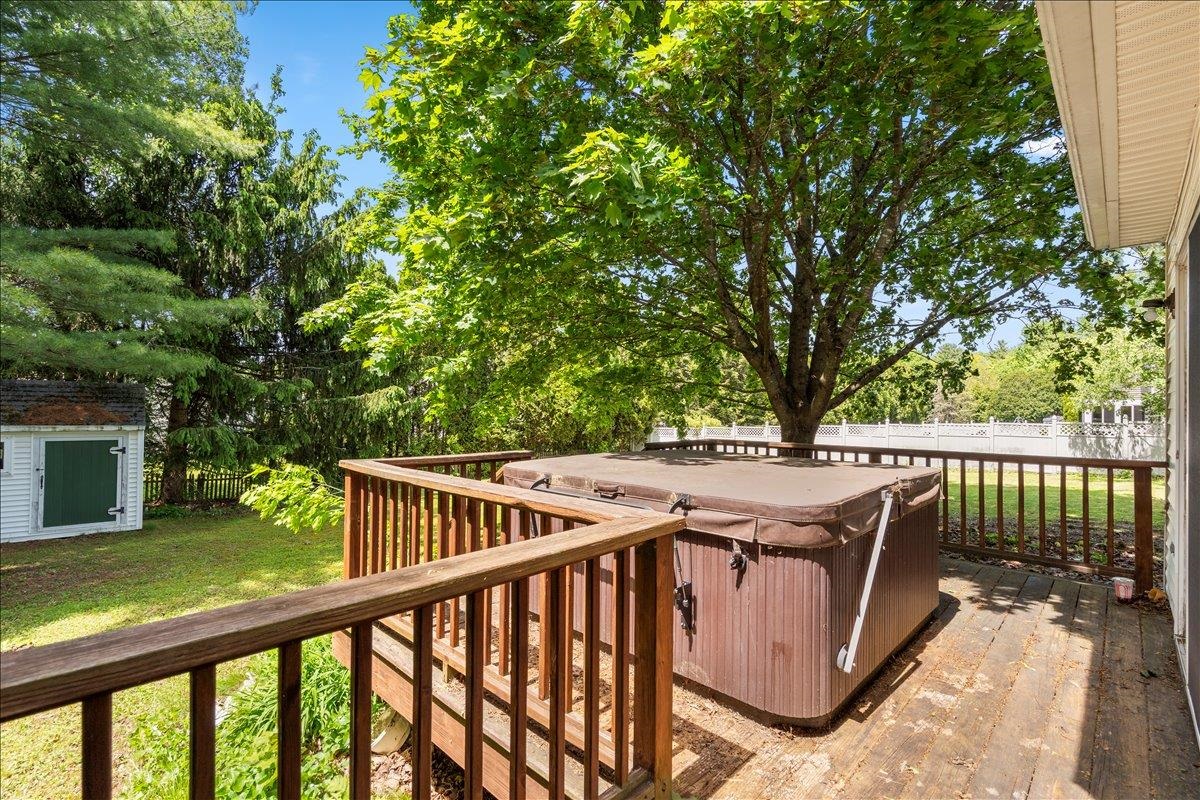 main property photo 45