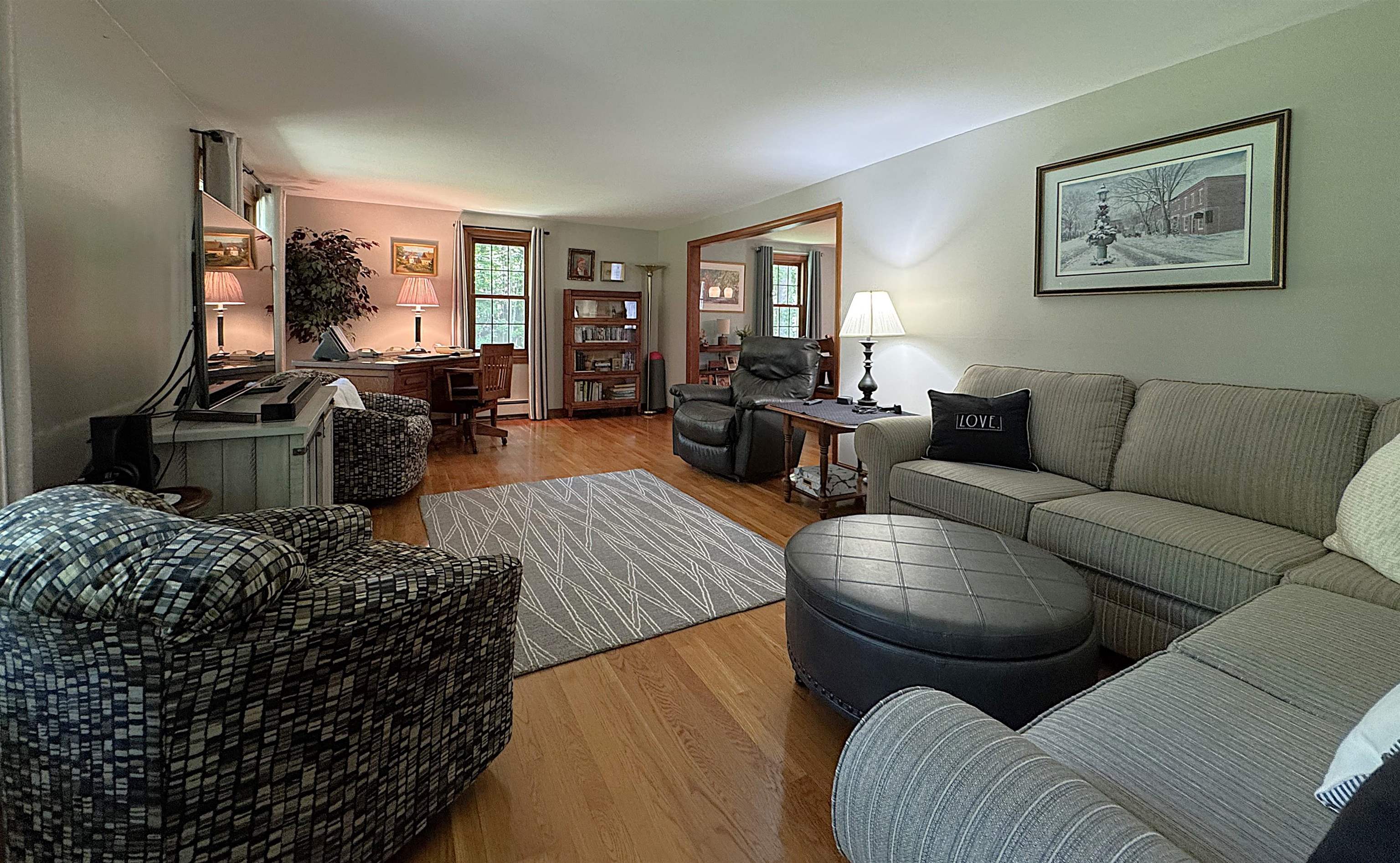 main property photo 5
